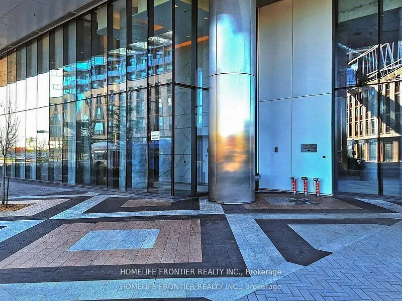 950 Portage Parkway, #1001