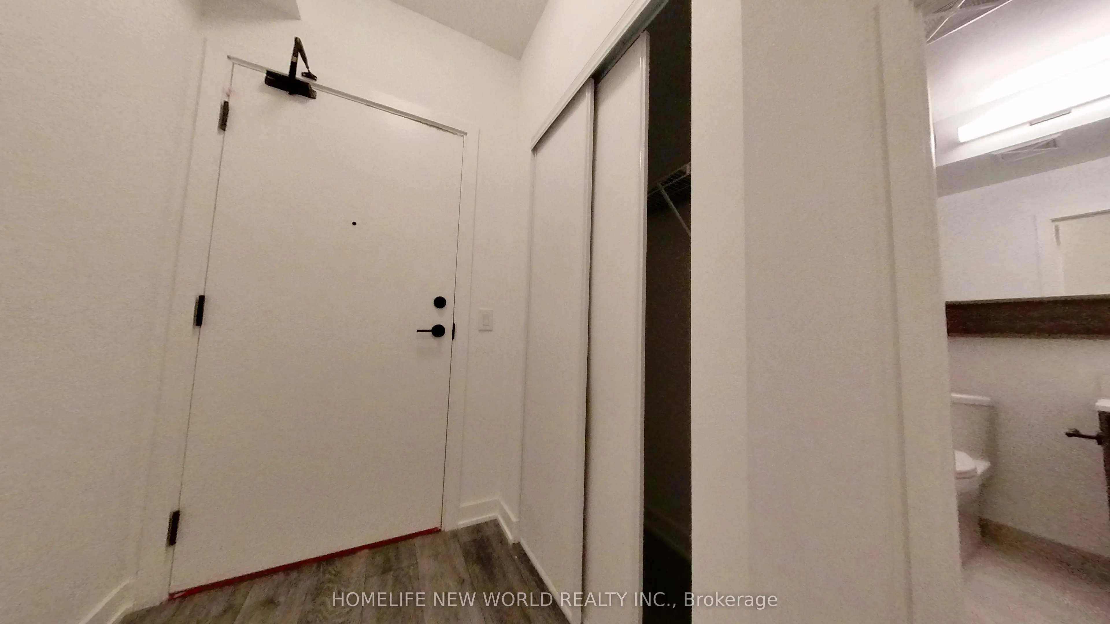 8888 Yonge Street, #307