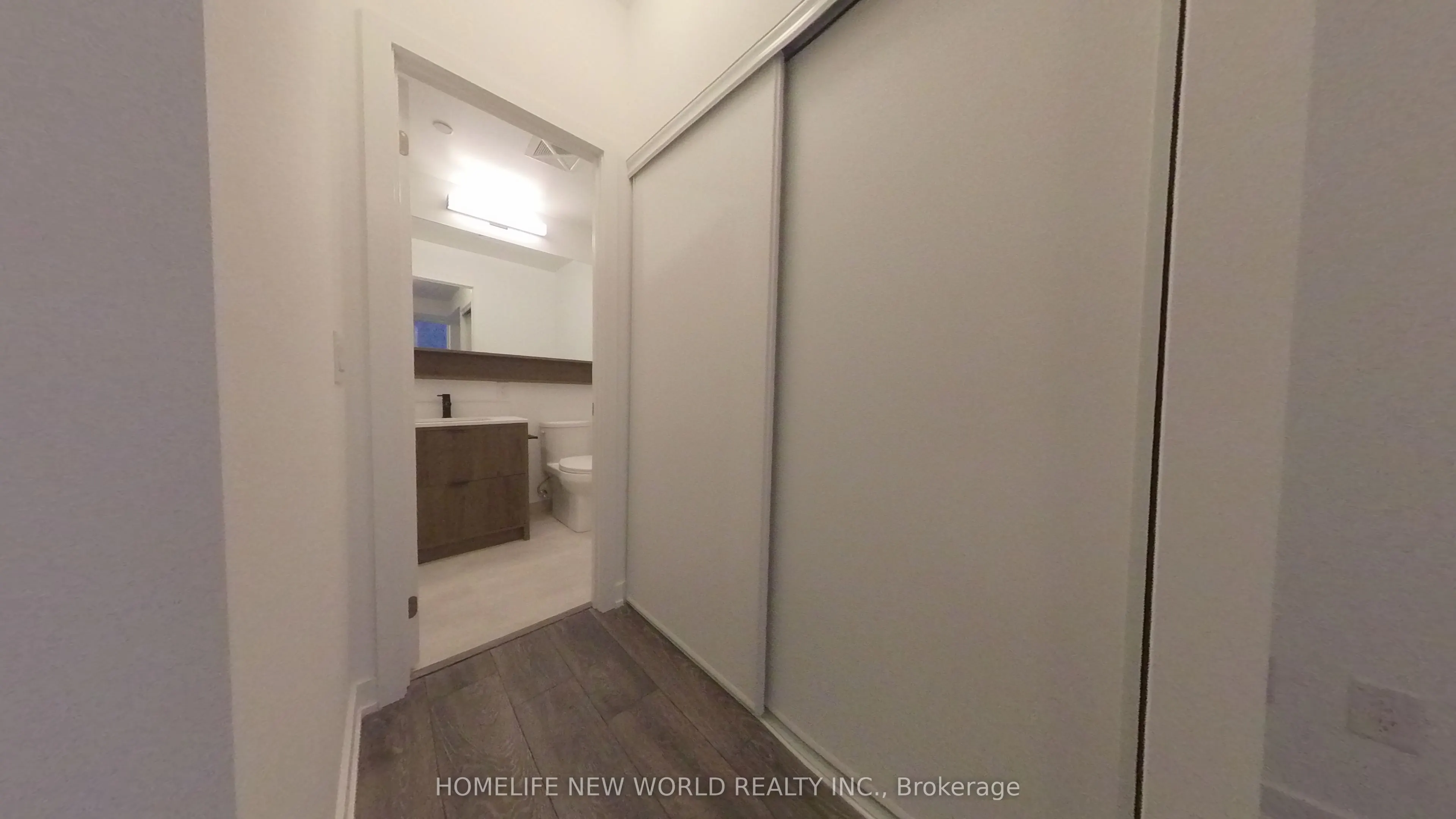 8888 Yonge Street, #307