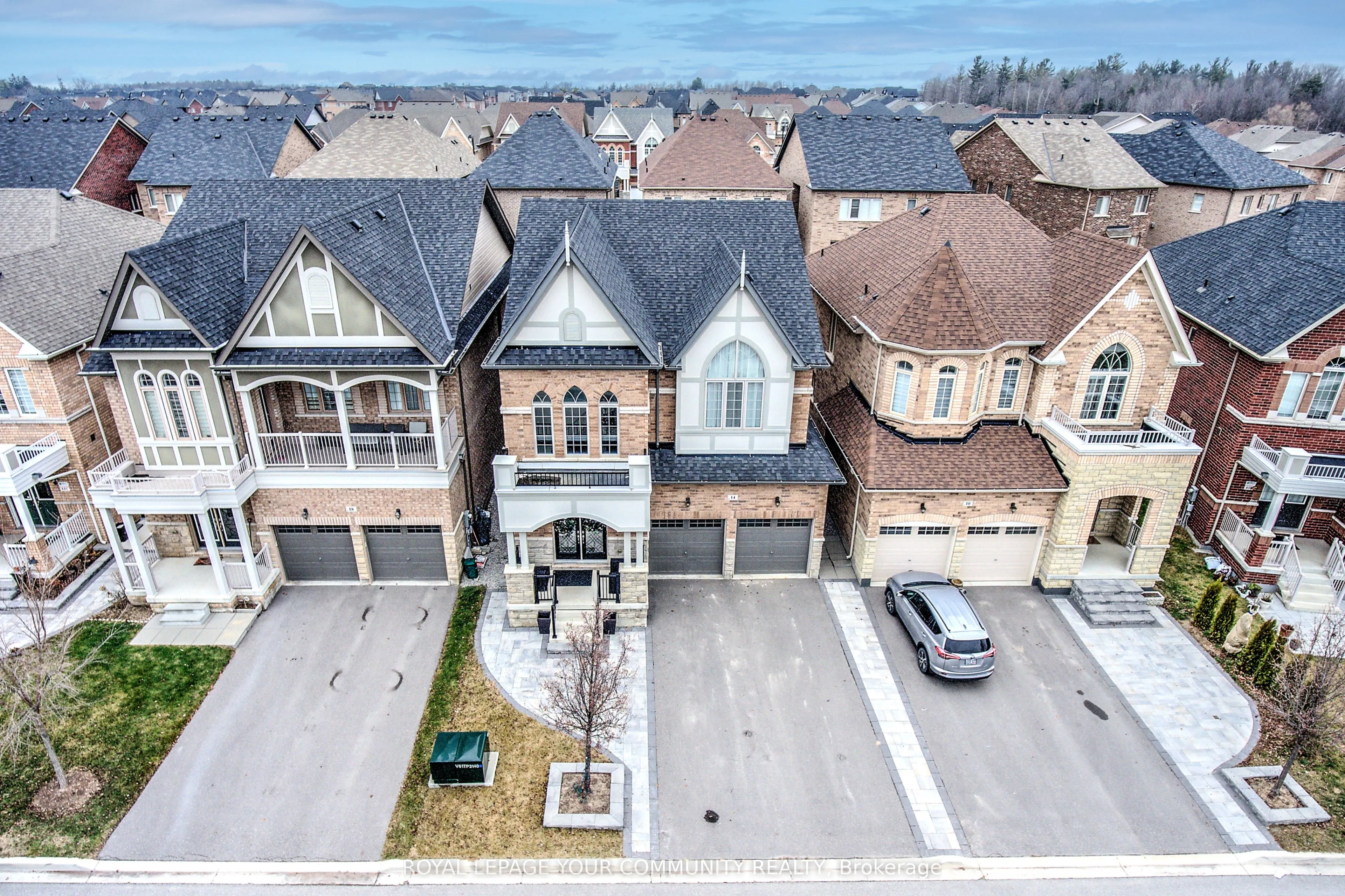 14 Beaconsfield Drive