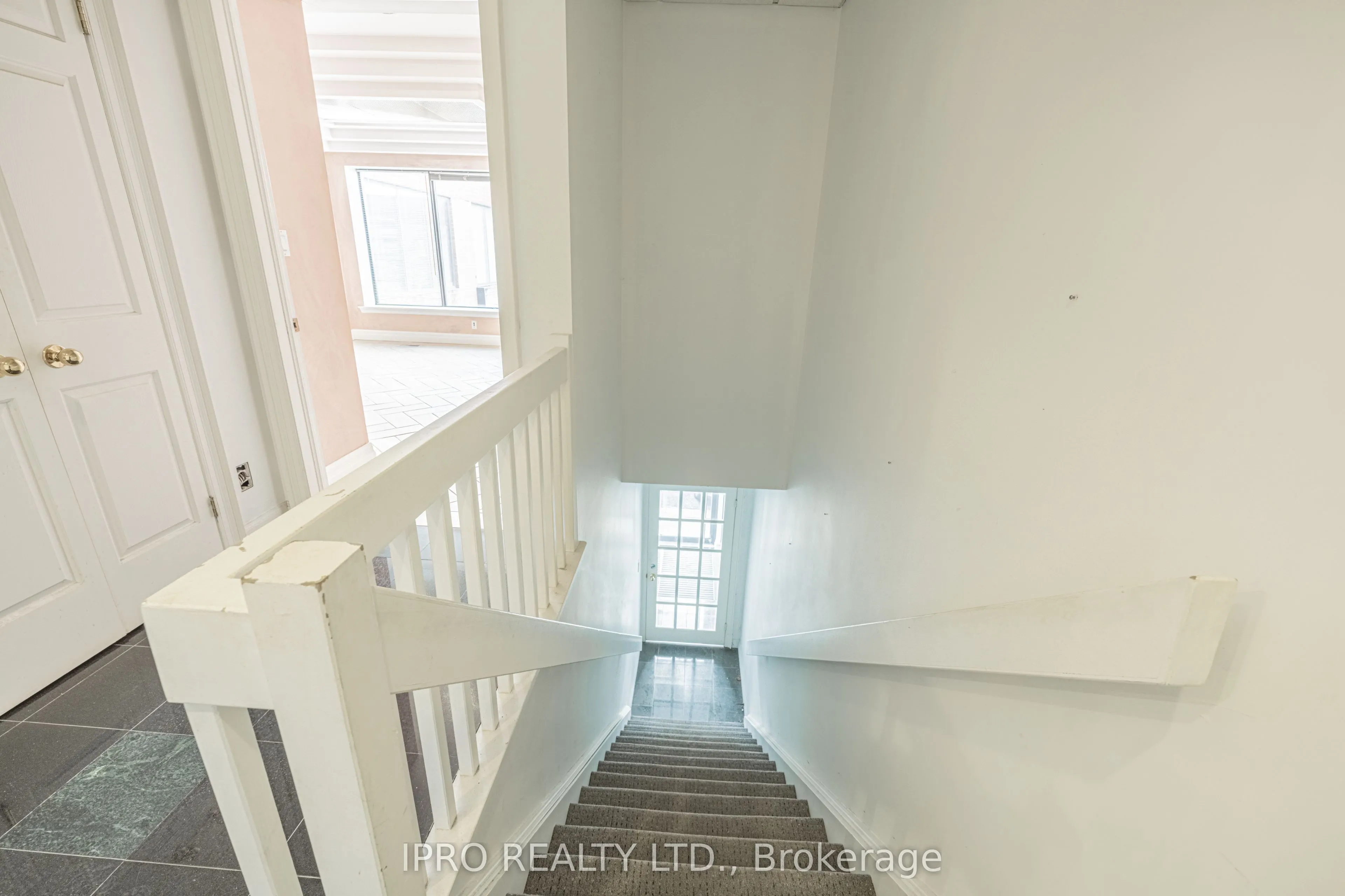 467 Edgeley Boulevard, #4