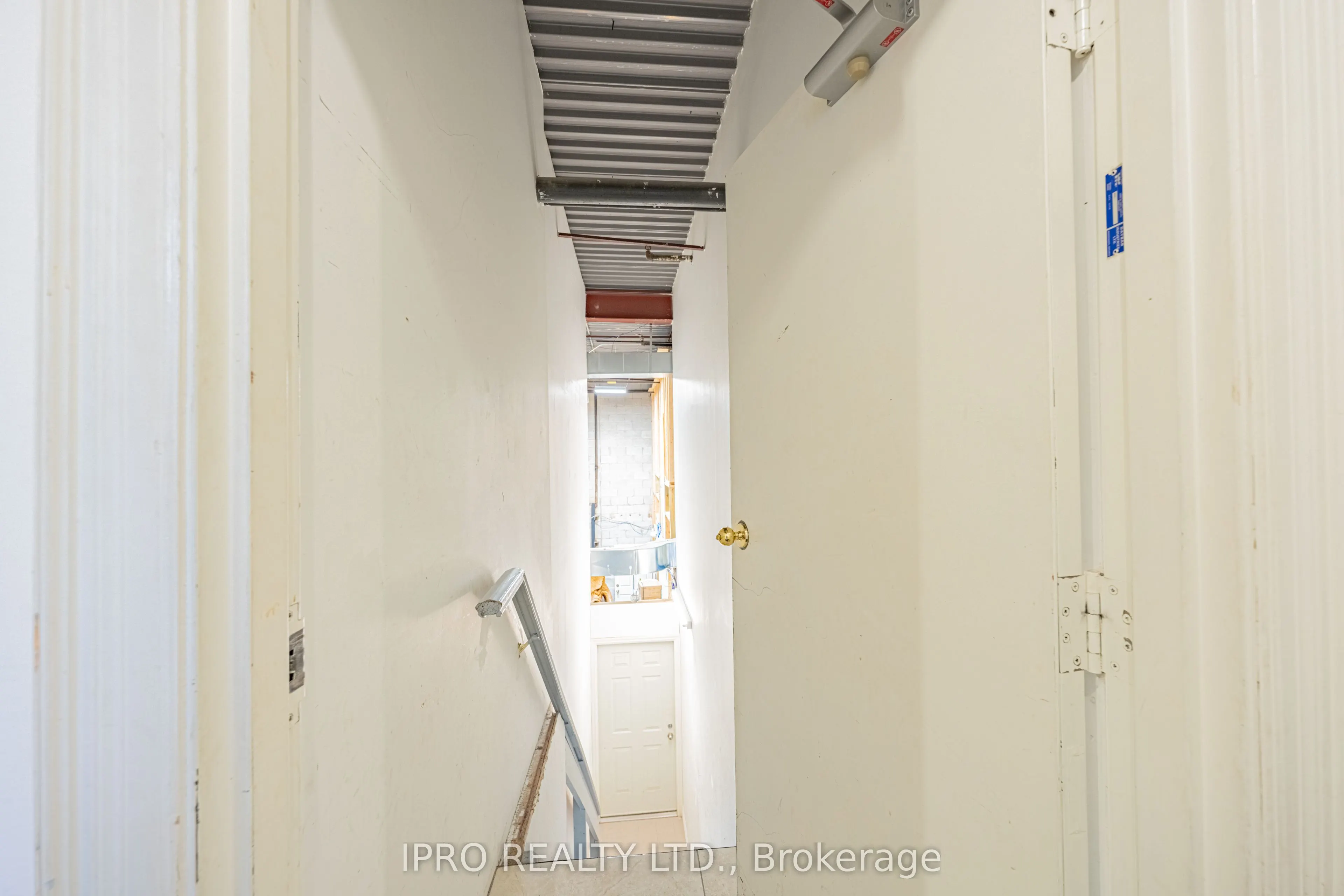 467 Edgeley Boulevard, #4