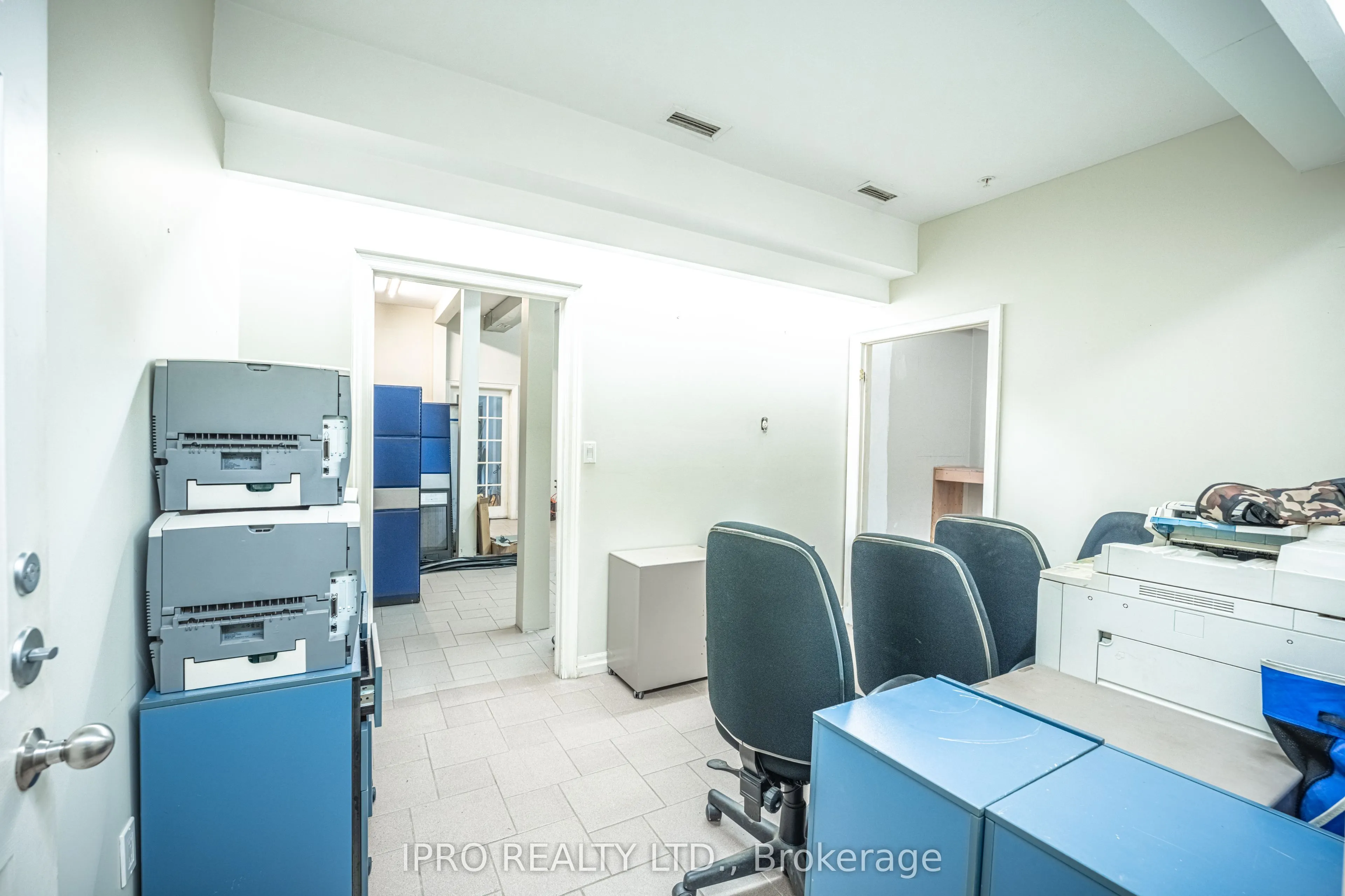 467 Edgeley Boulevard, #4