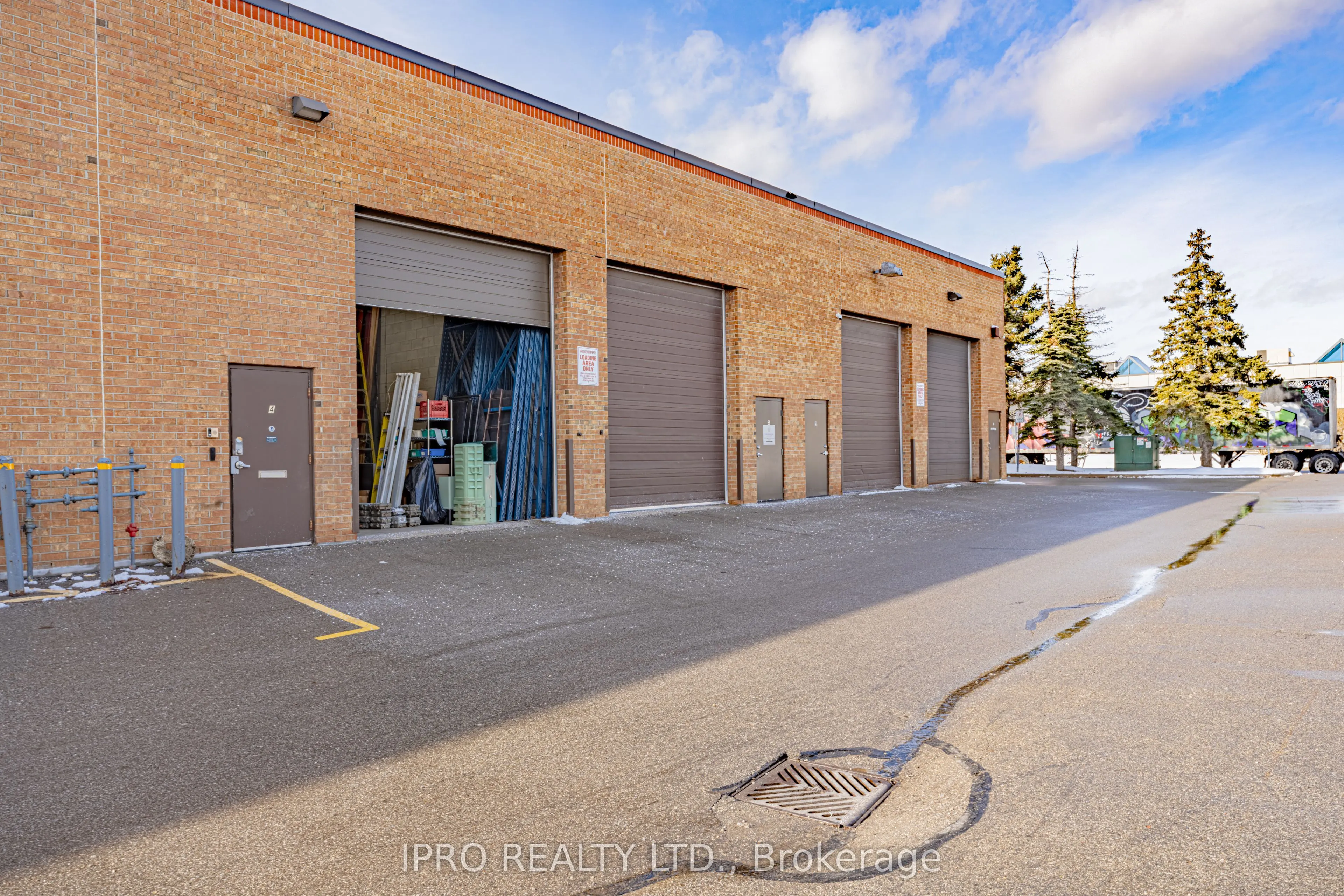 467 Edgeley Boulevard, #4