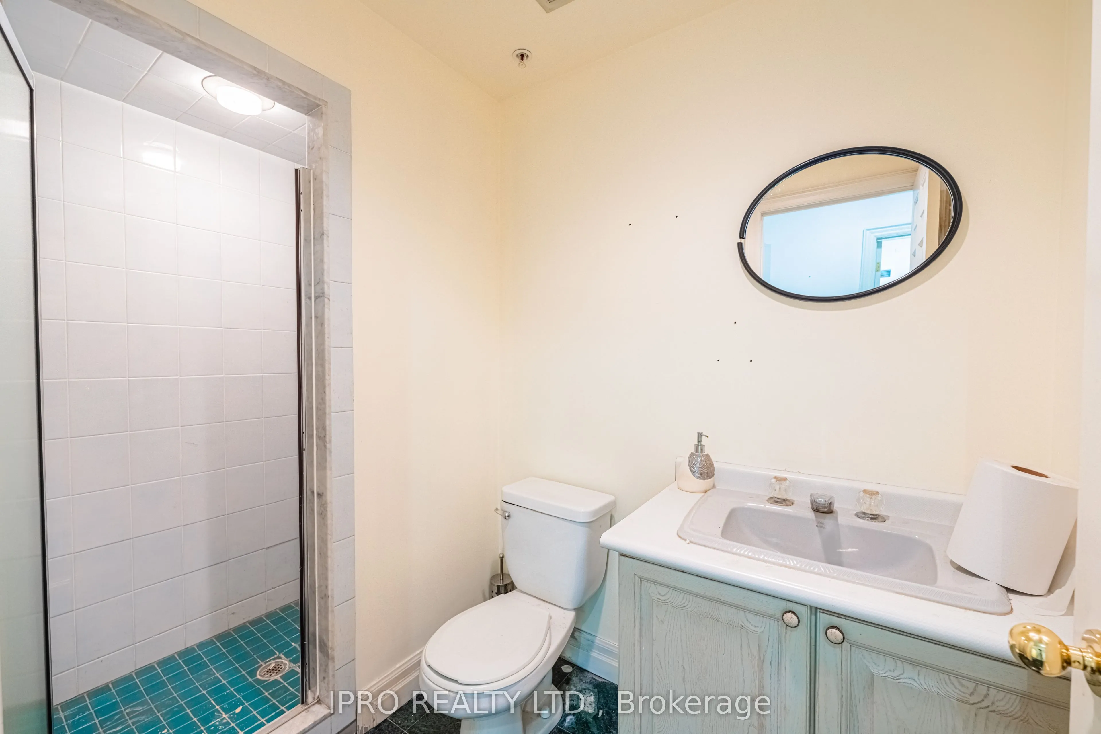 467 Edgeley Boulevard, #4