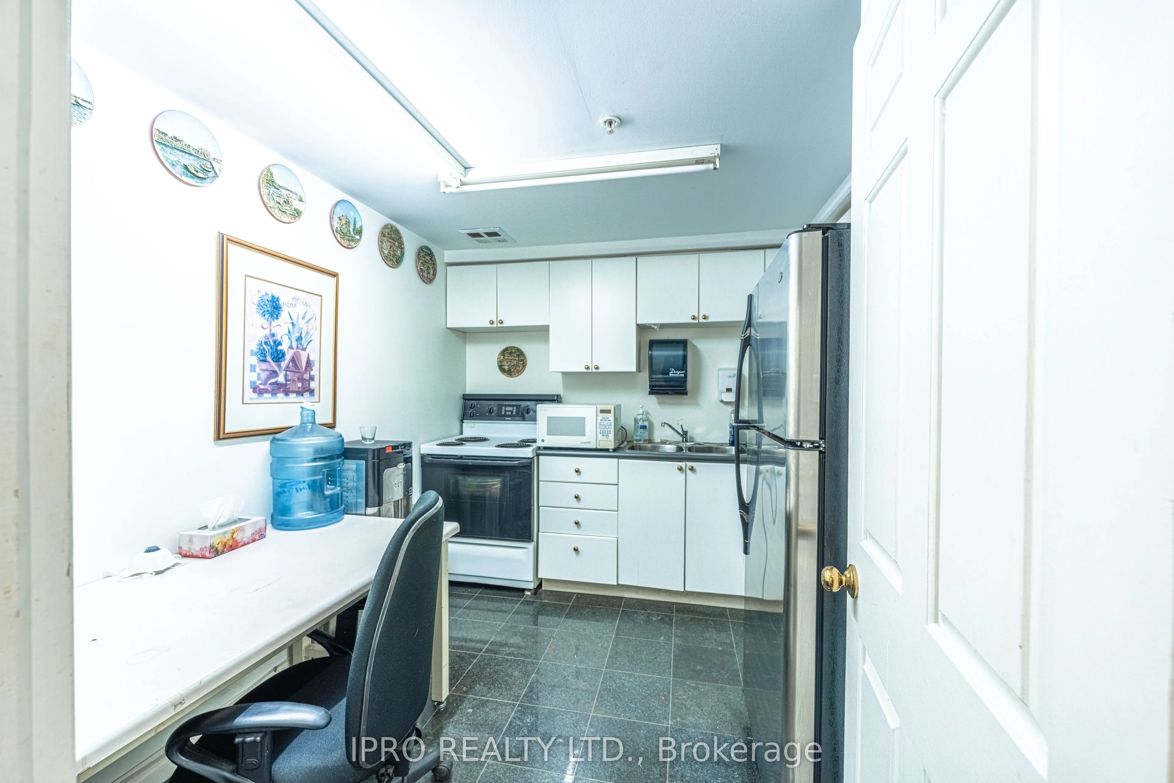 467 Edgeley Boulevard, #4