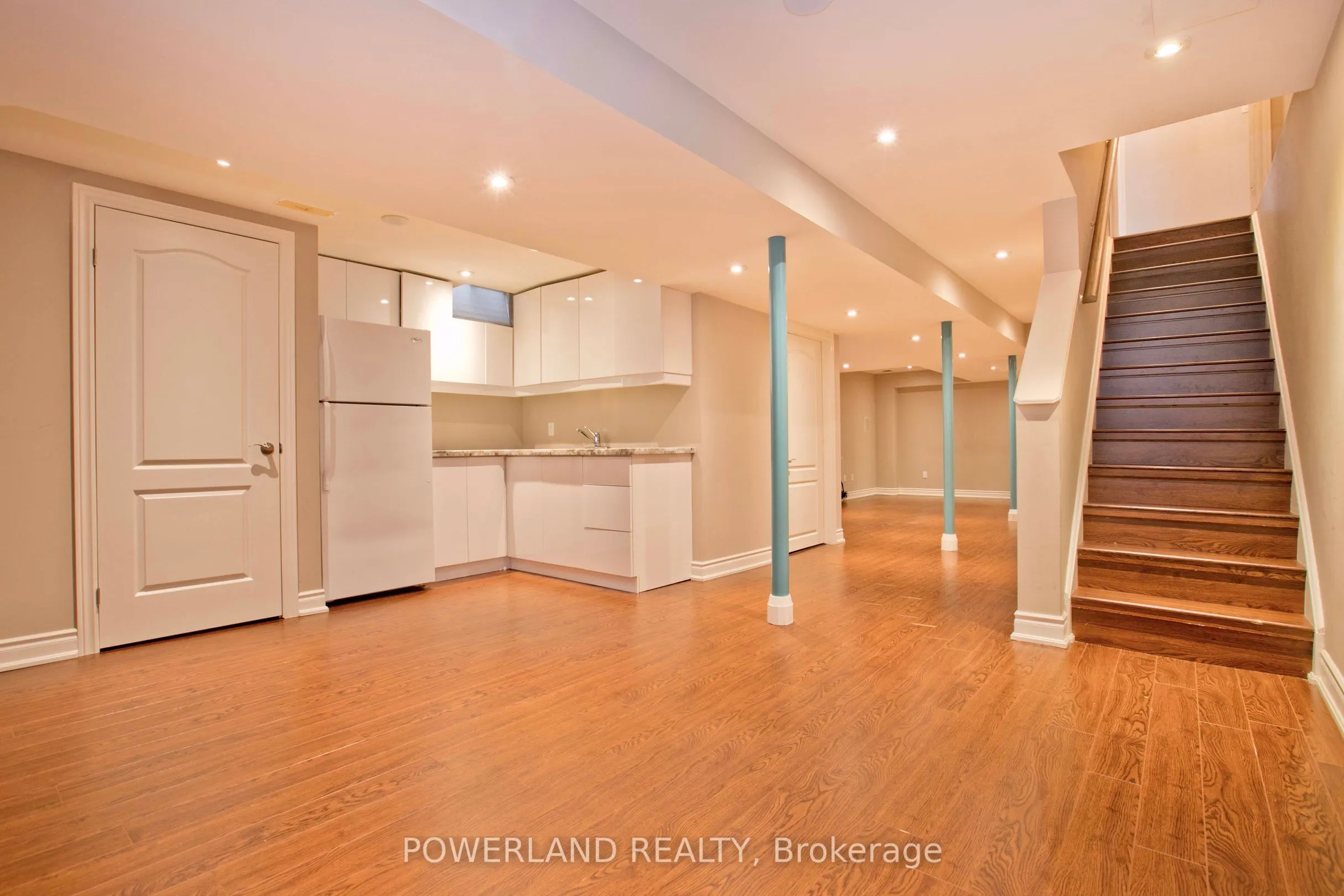 92 Maroon Drive