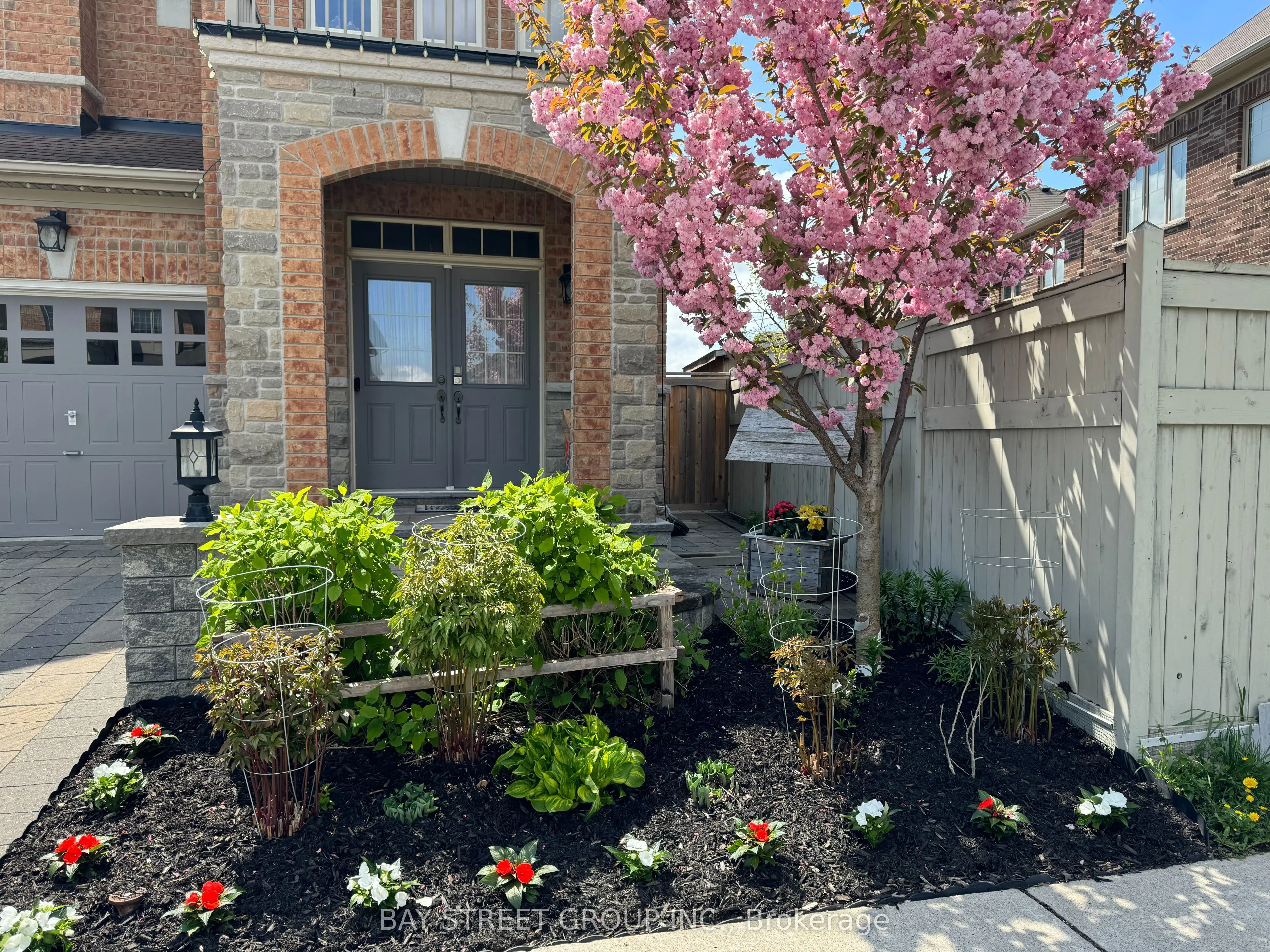 89 Beckett Avenue
