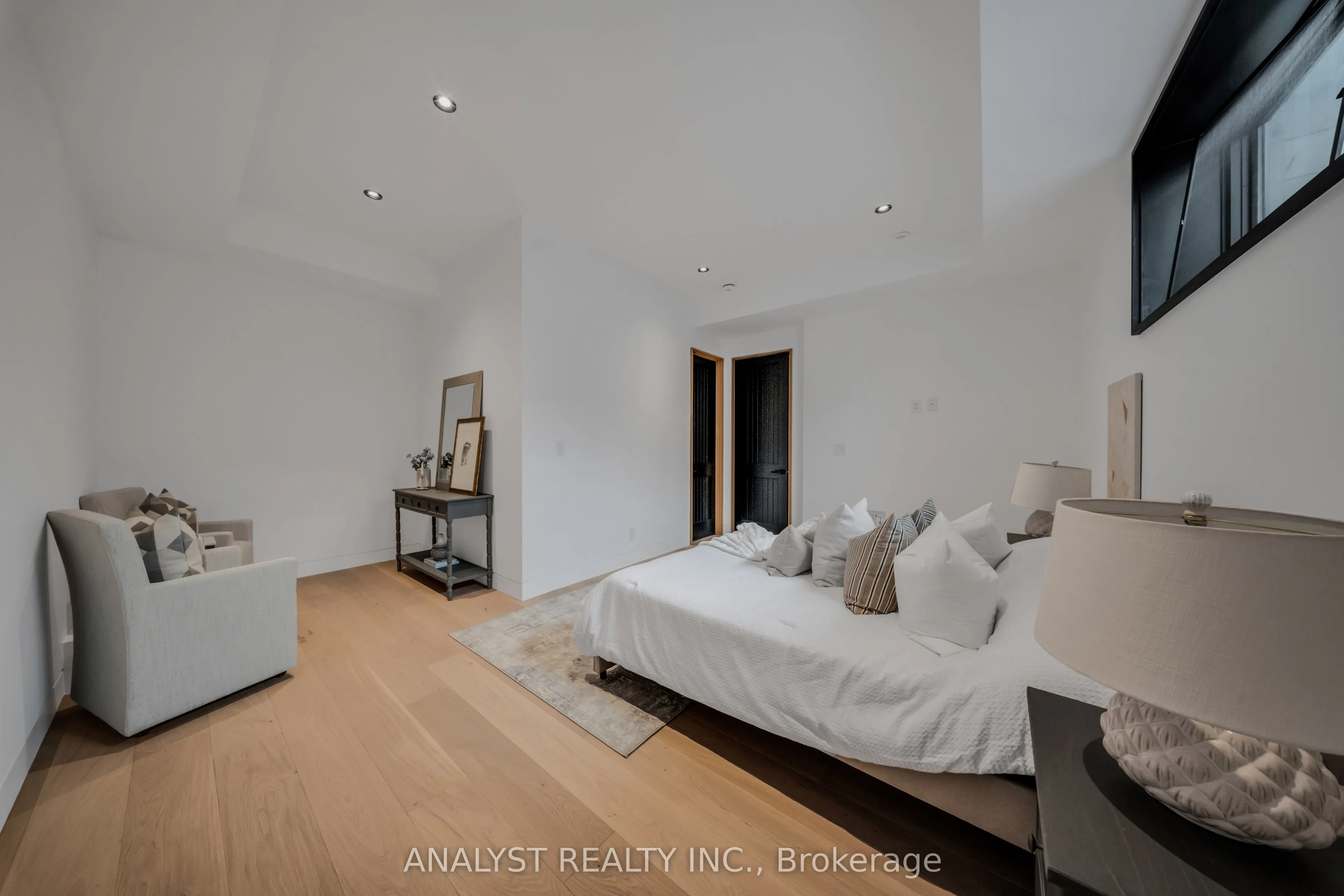 178 Rushworth Crescent