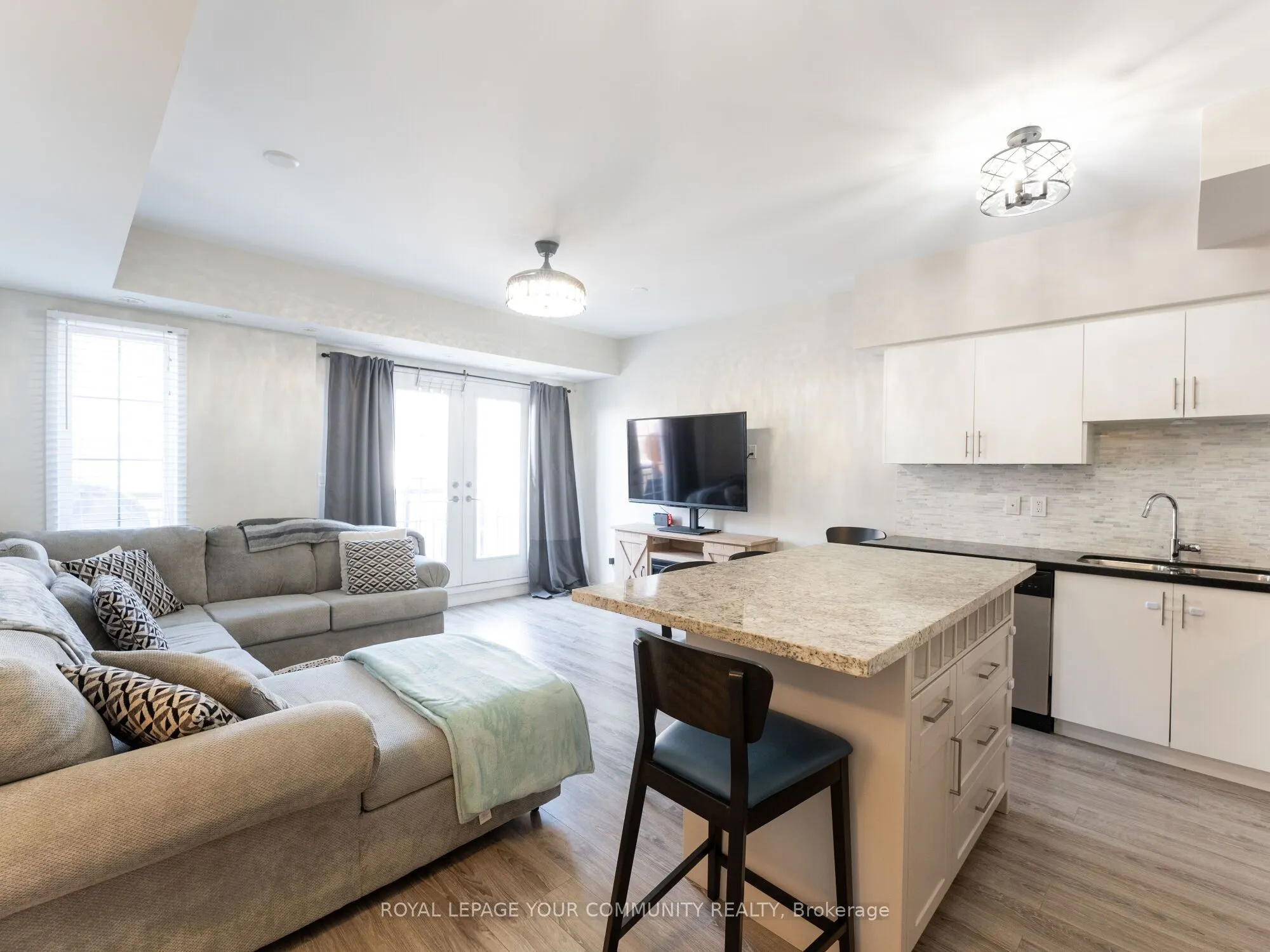 26 Bruce Street, #A19