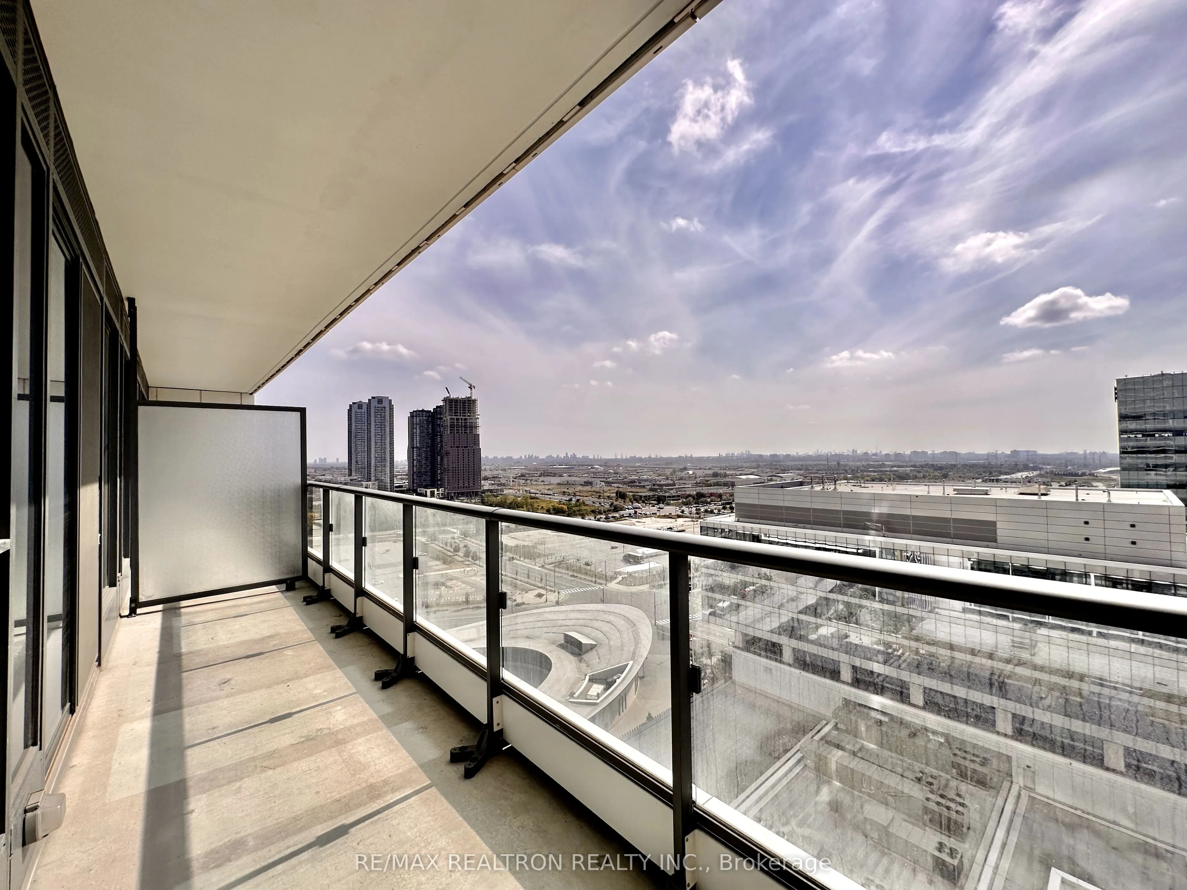 5 Buttermill Avenue, #1907