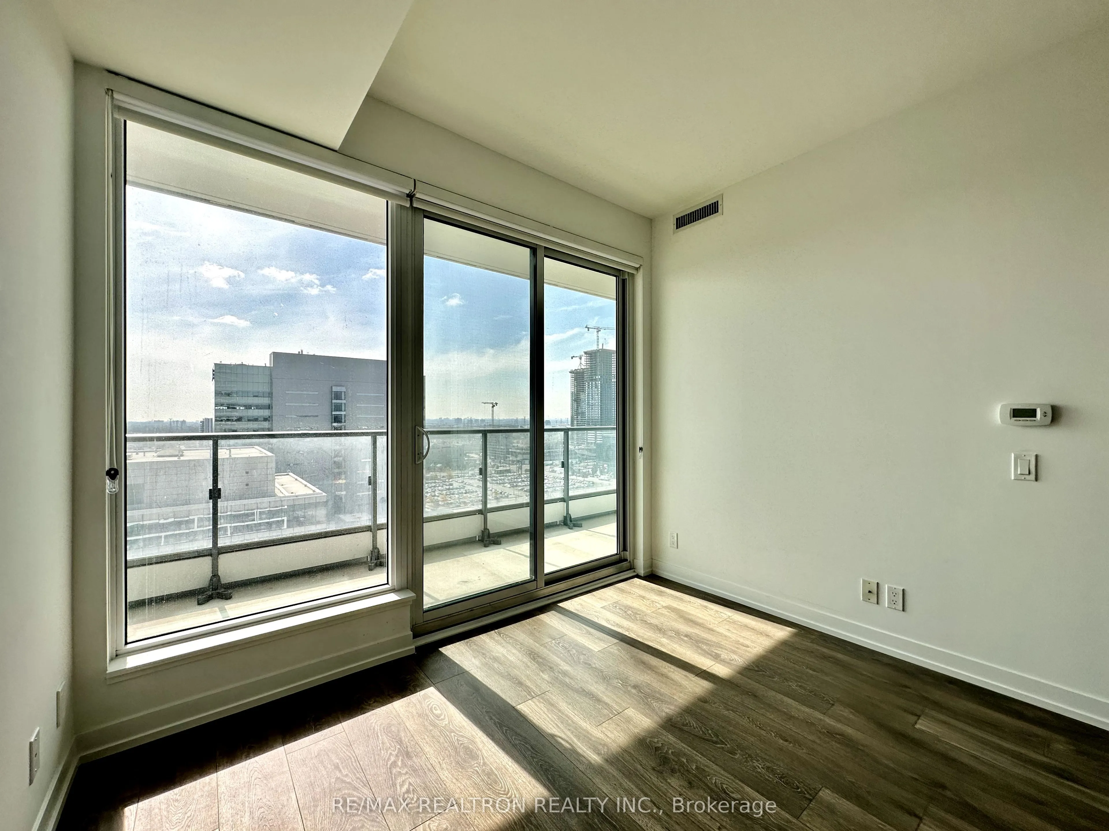 5 Buttermill Avenue, #1907