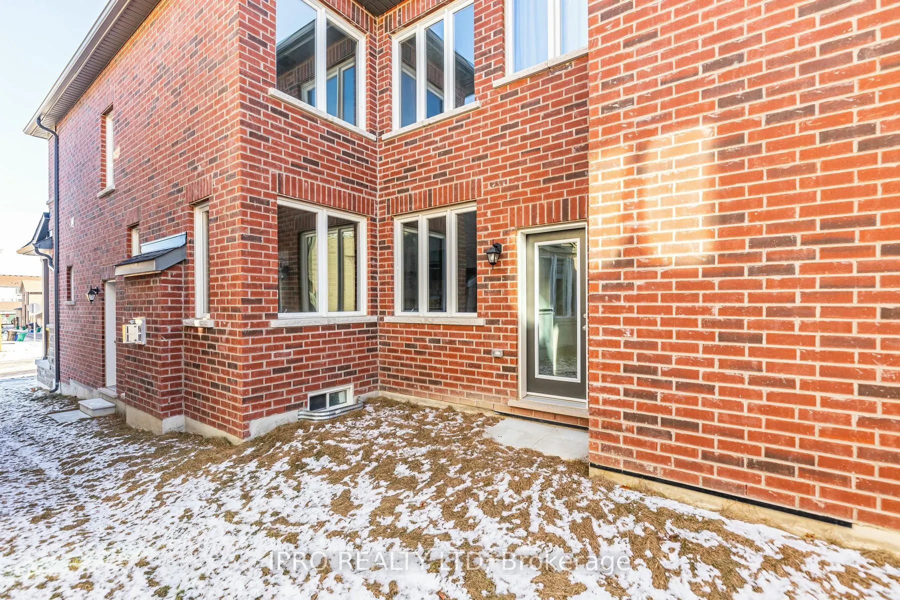 168 Webb Street
