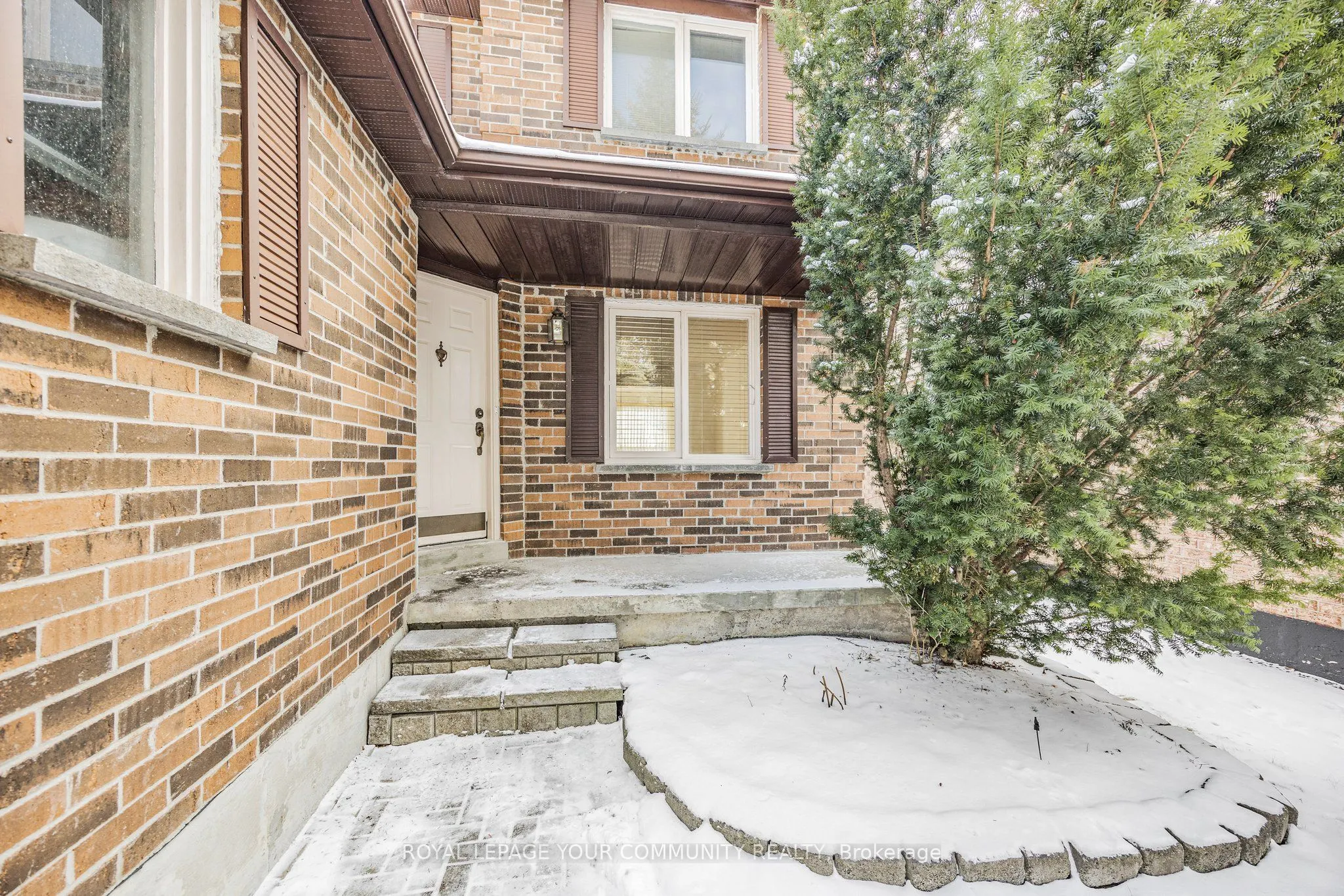 35 Buchanan Crescent