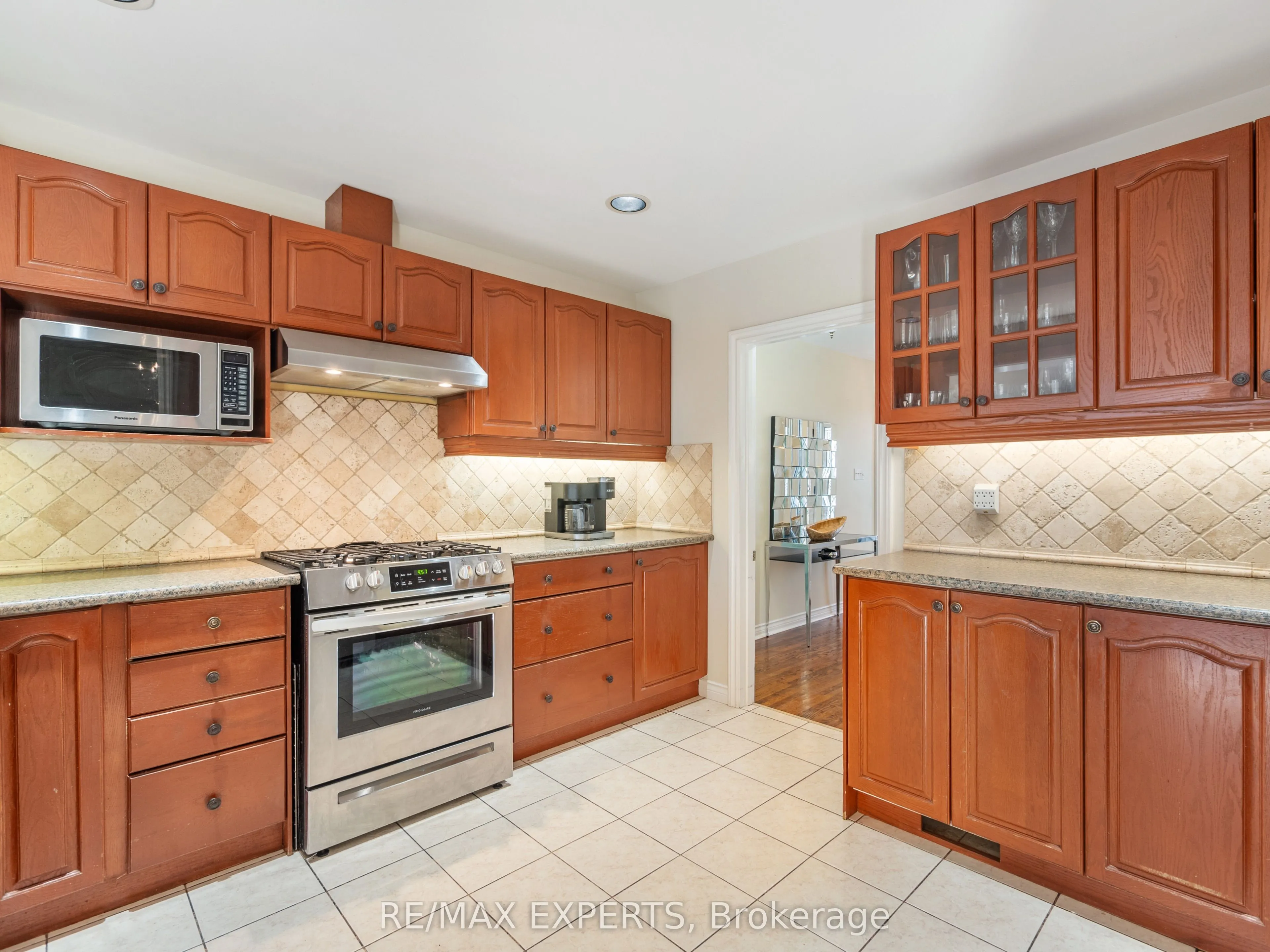 11 Knollside Drive
