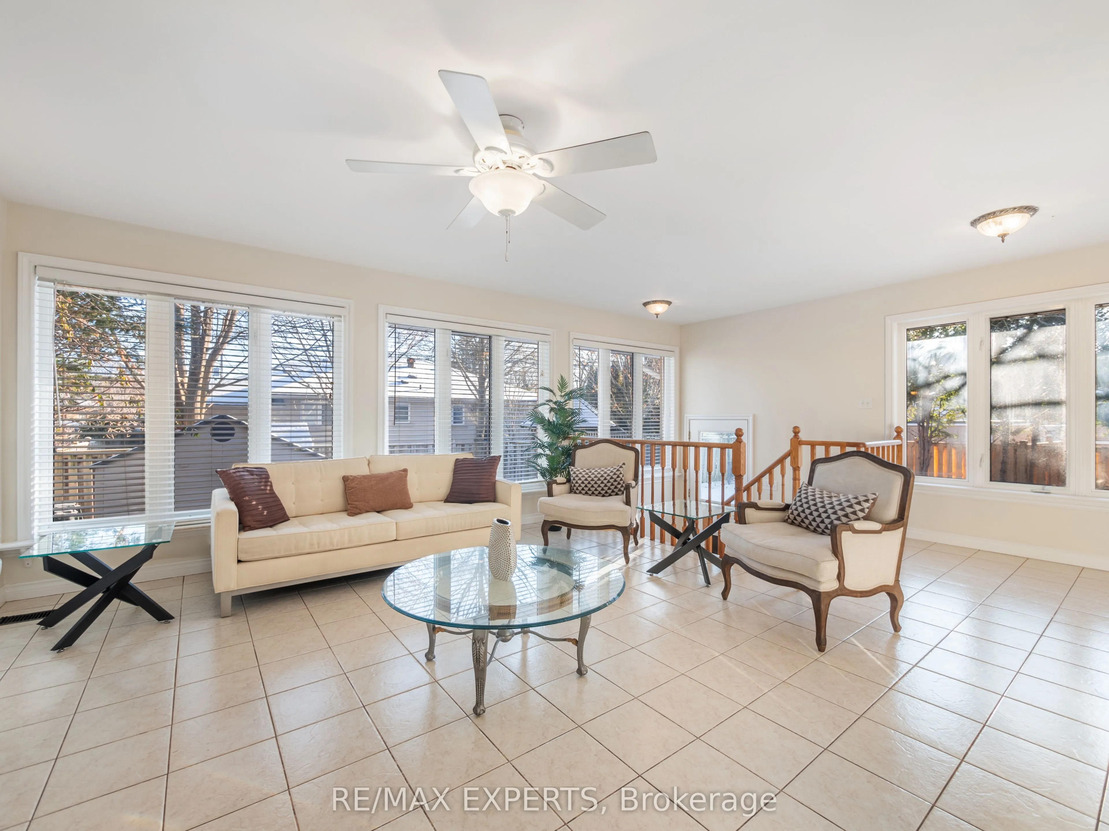 11 Knollside Drive