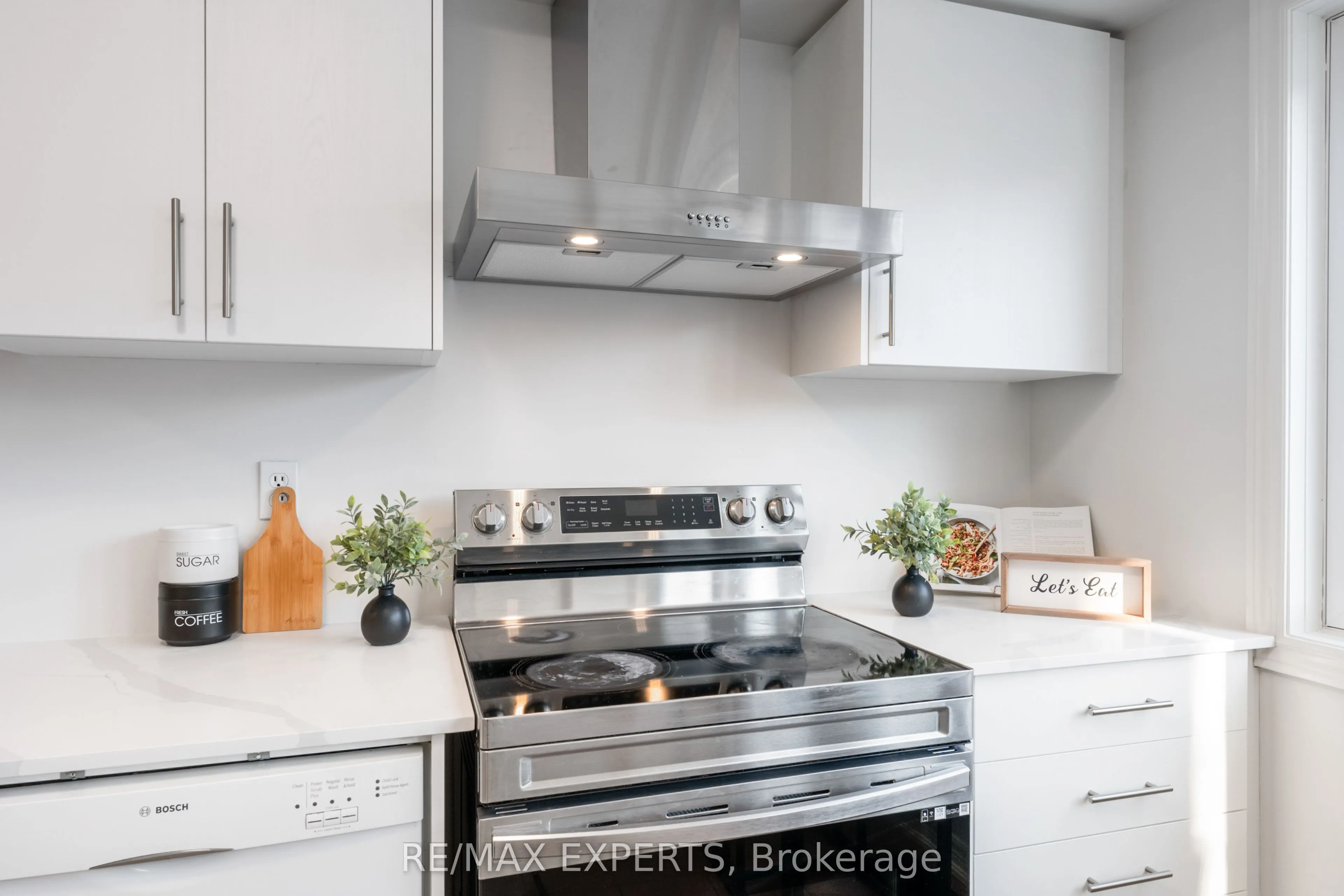 20 William Farr Lane, #10