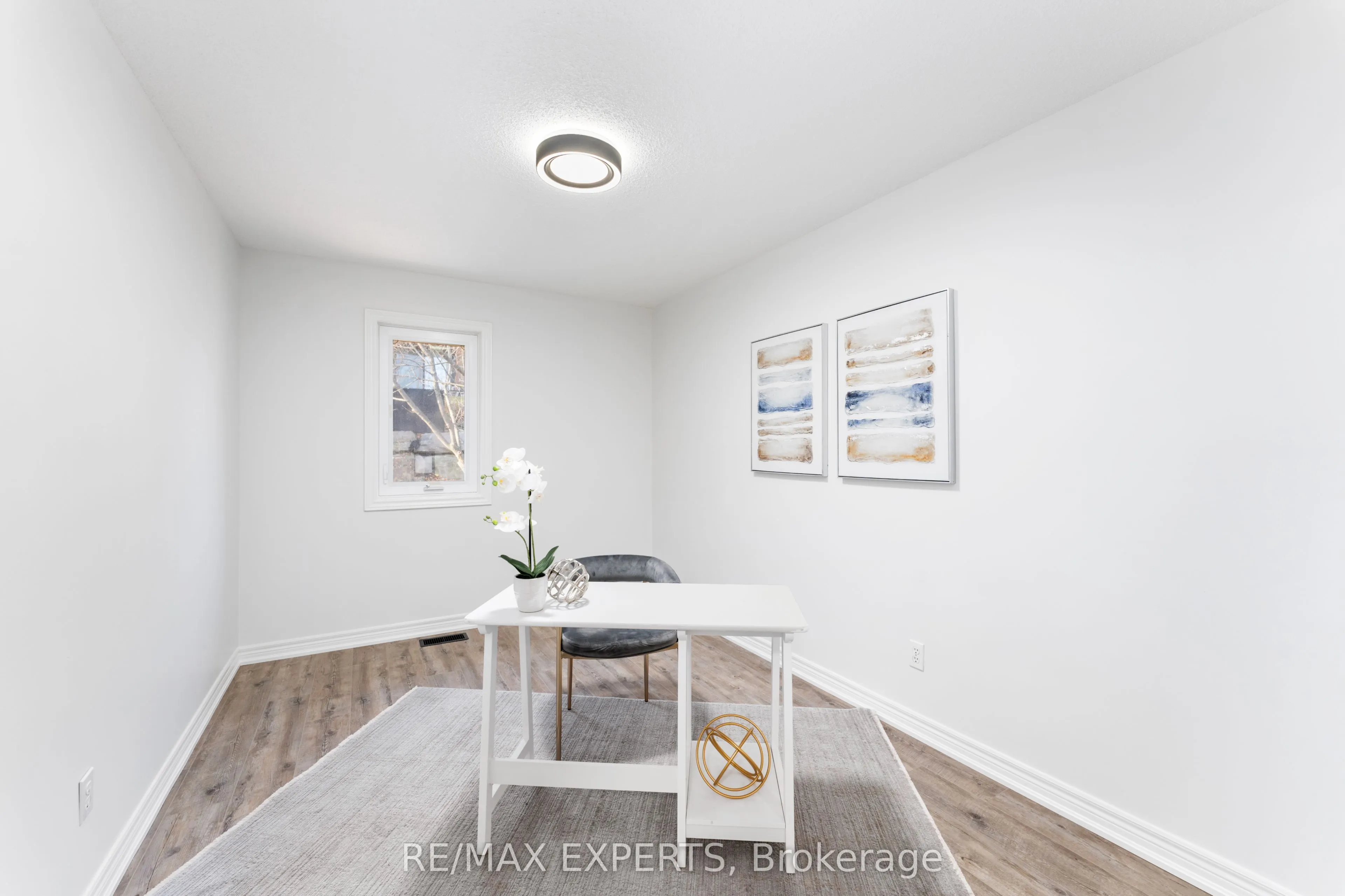 20 William Farr Lane, #10