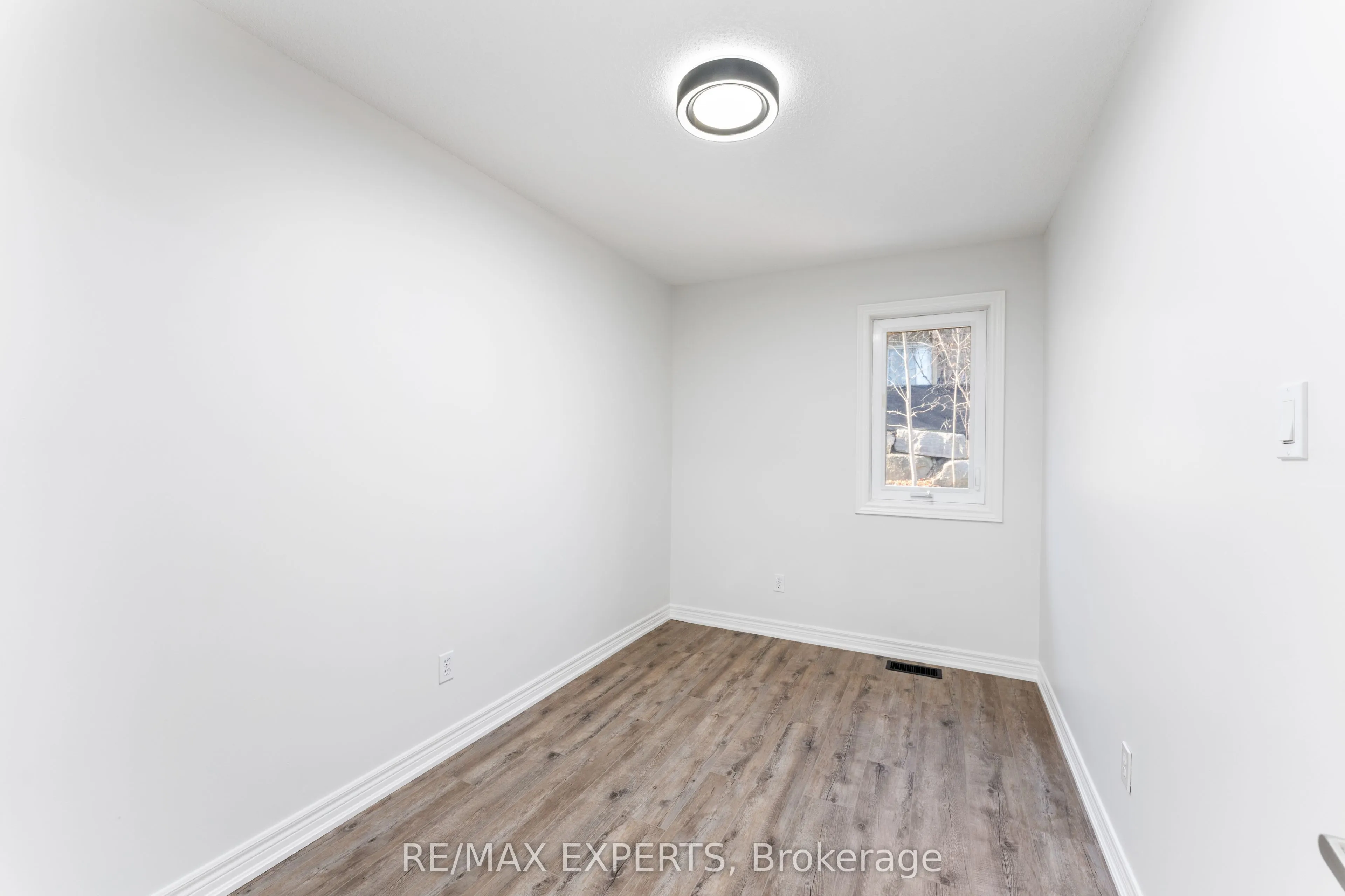 20 William Farr Lane, #10
