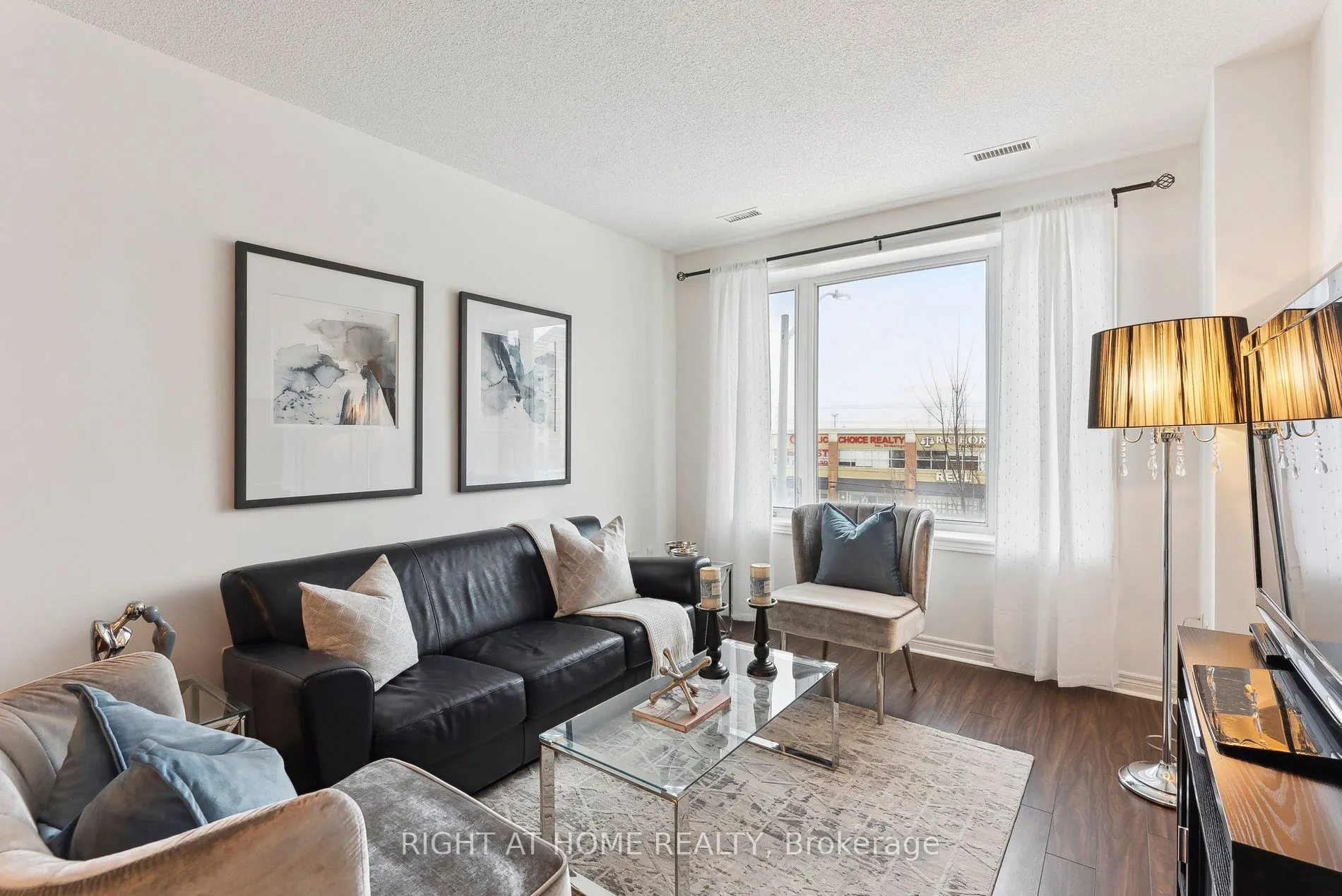 7400 Markham Road, #319