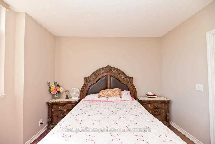 9235 Jane Street, #412
