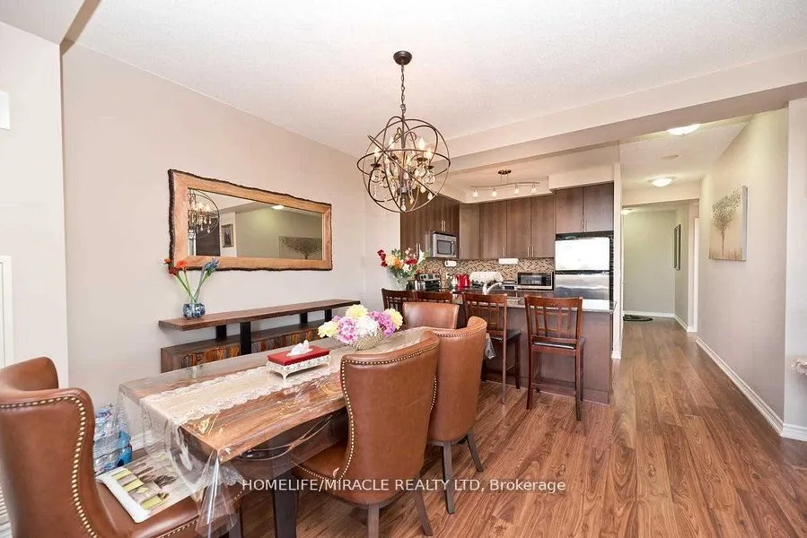 9235 Jane Street, #412