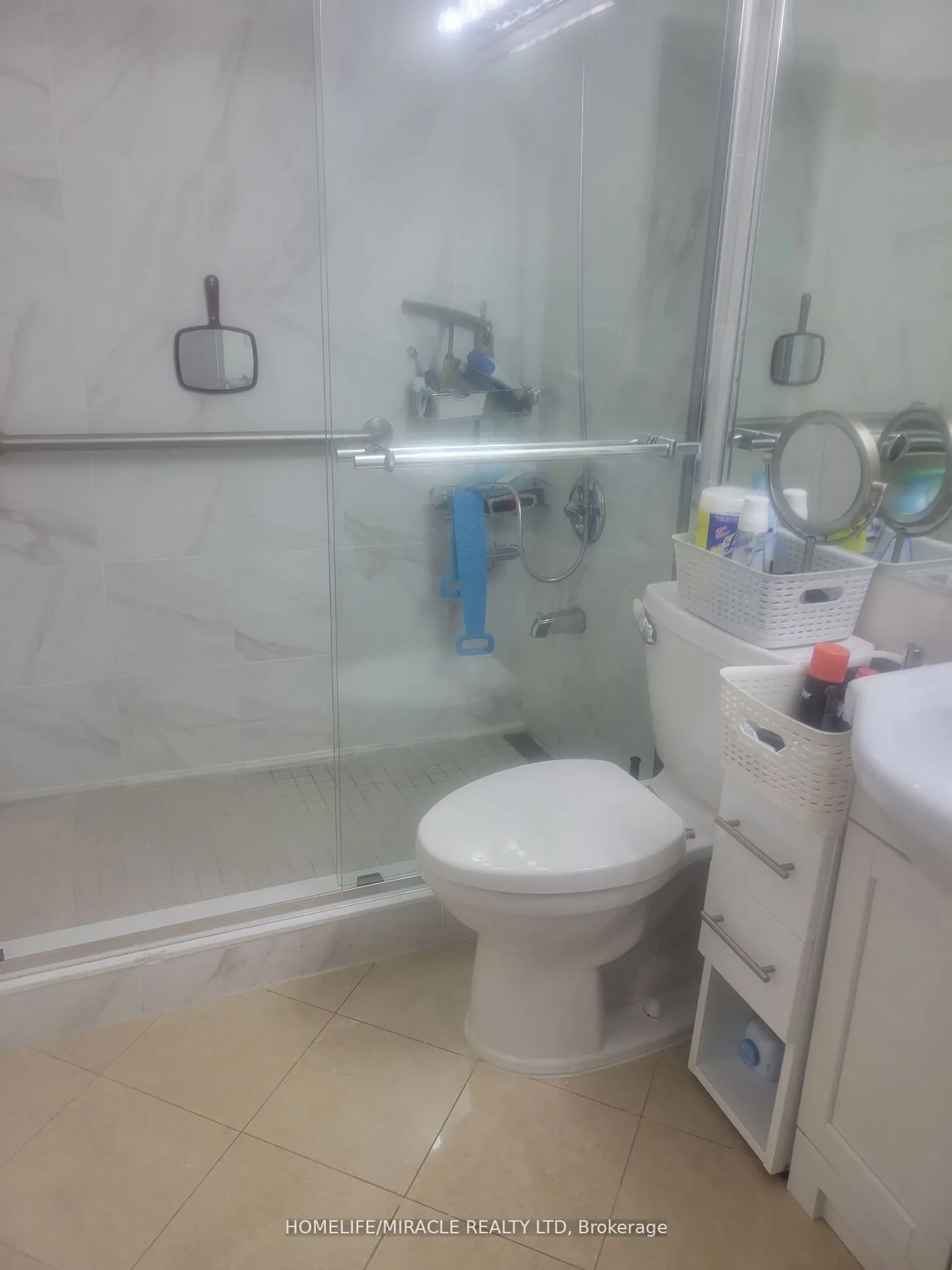9235 Jane Street, #412