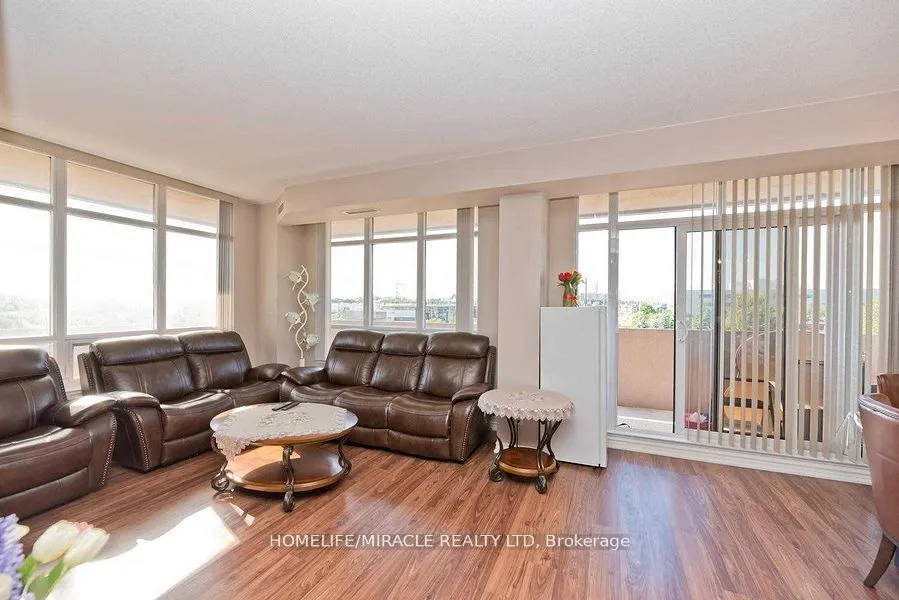 9235 Jane Street, #412