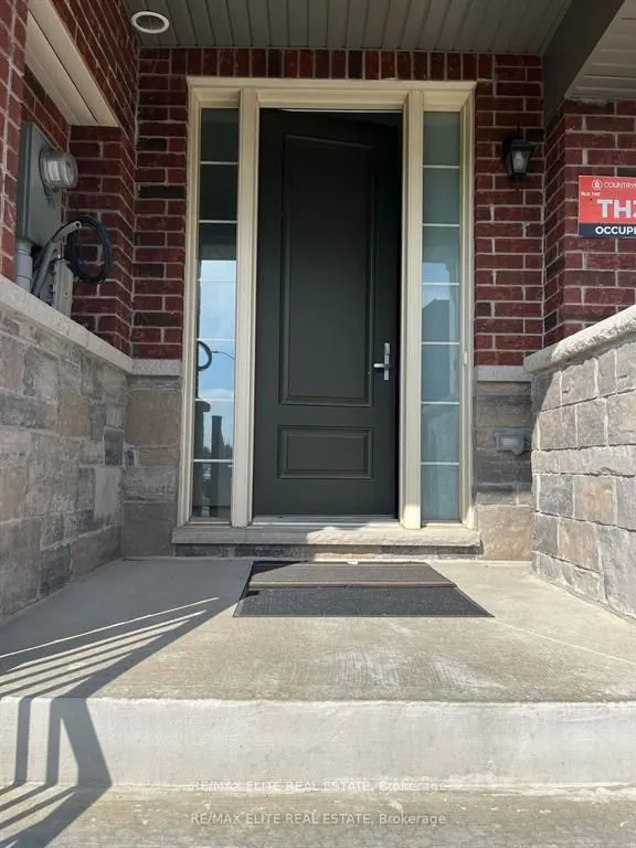 96 Drizzel Crescent