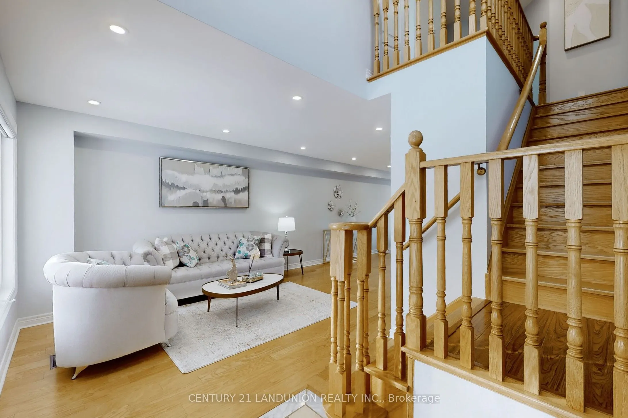 378 Spruce Grove Crescent