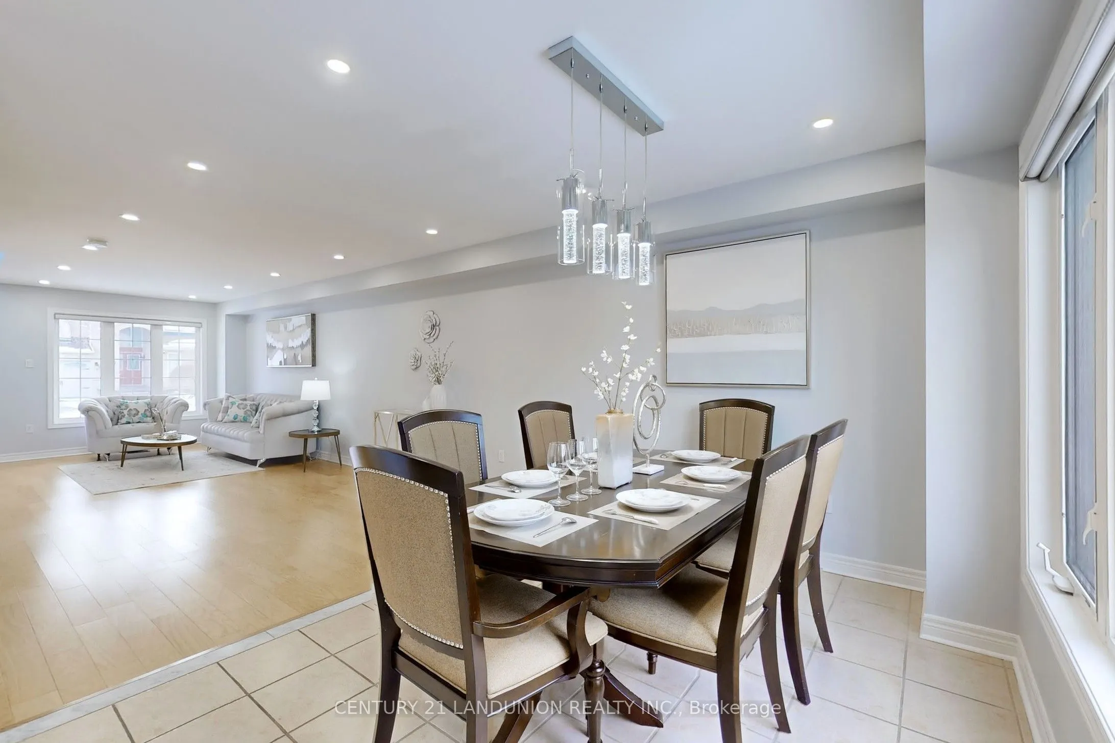 378 Spruce Grove Crescent