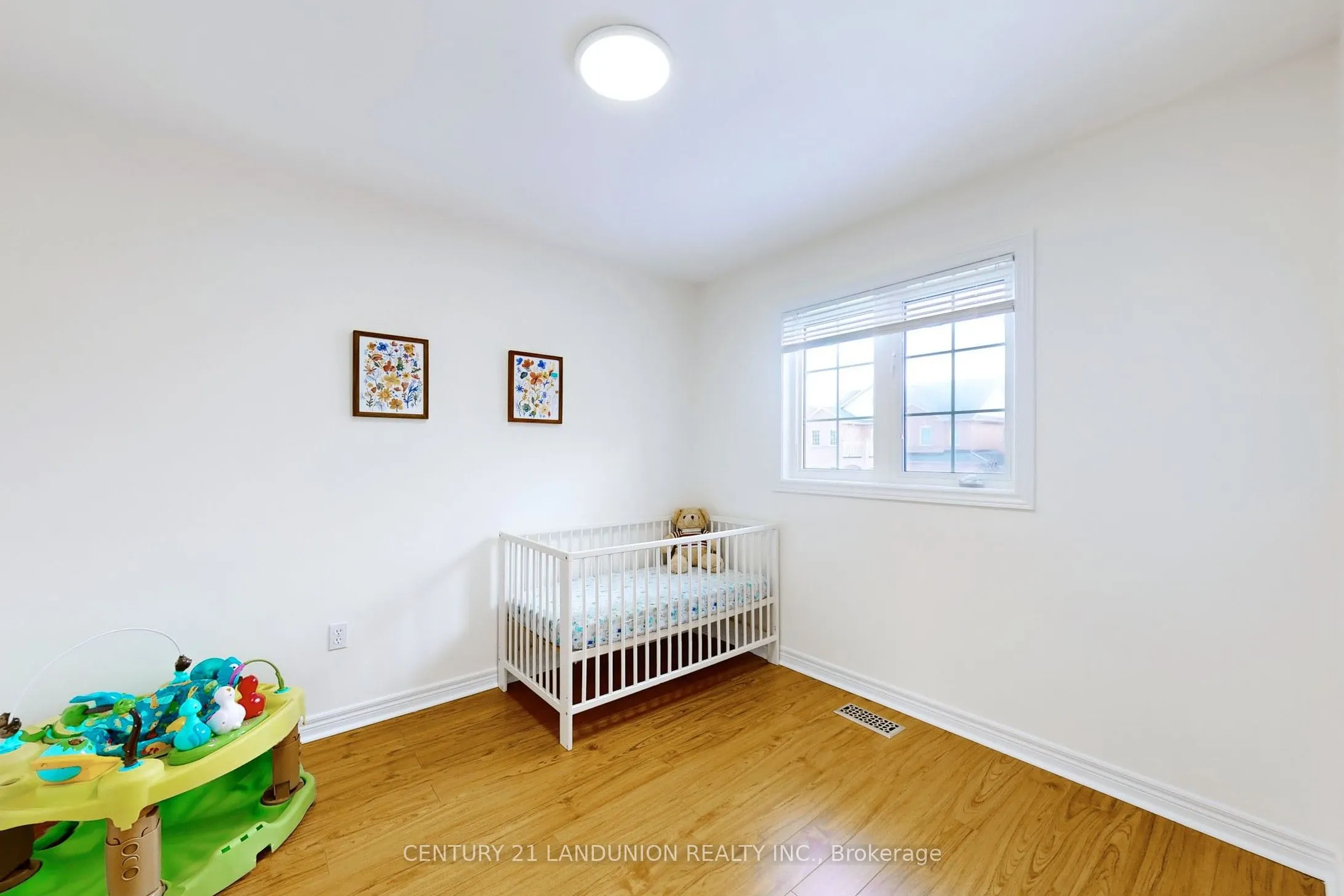 378 Spruce Grove Crescent