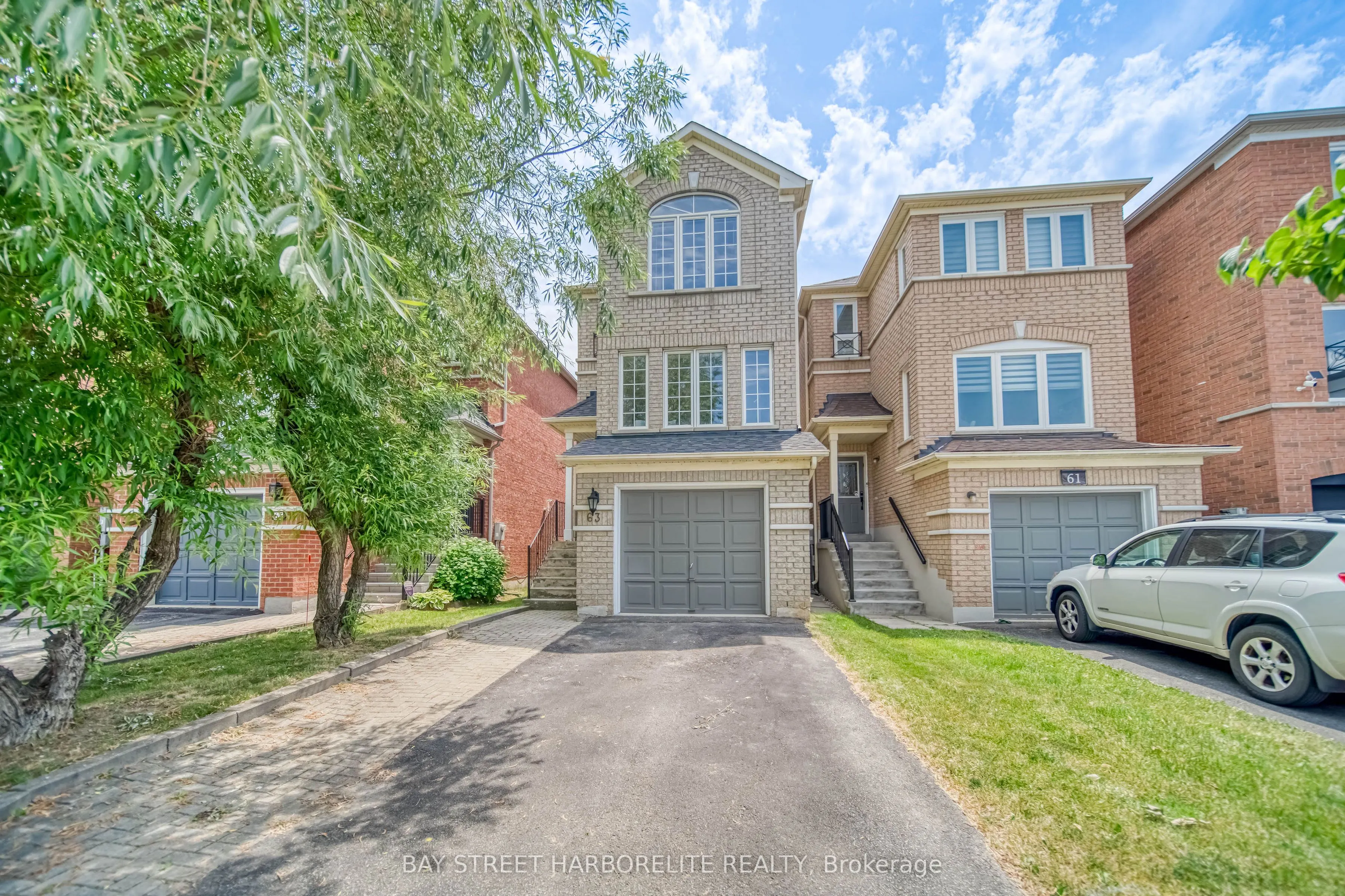 63 Sassafras Circle