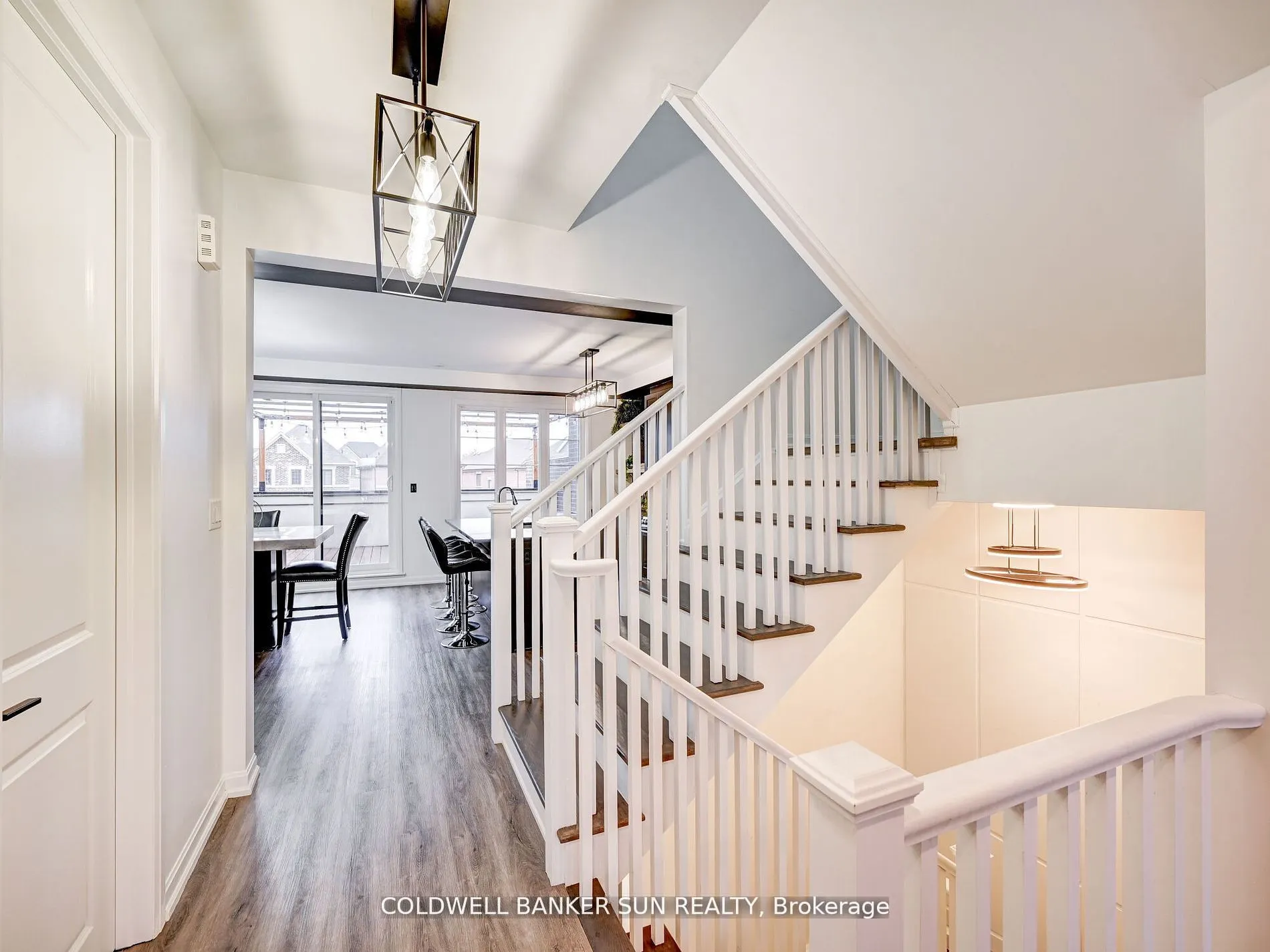 401 Kleinburg Summit Way