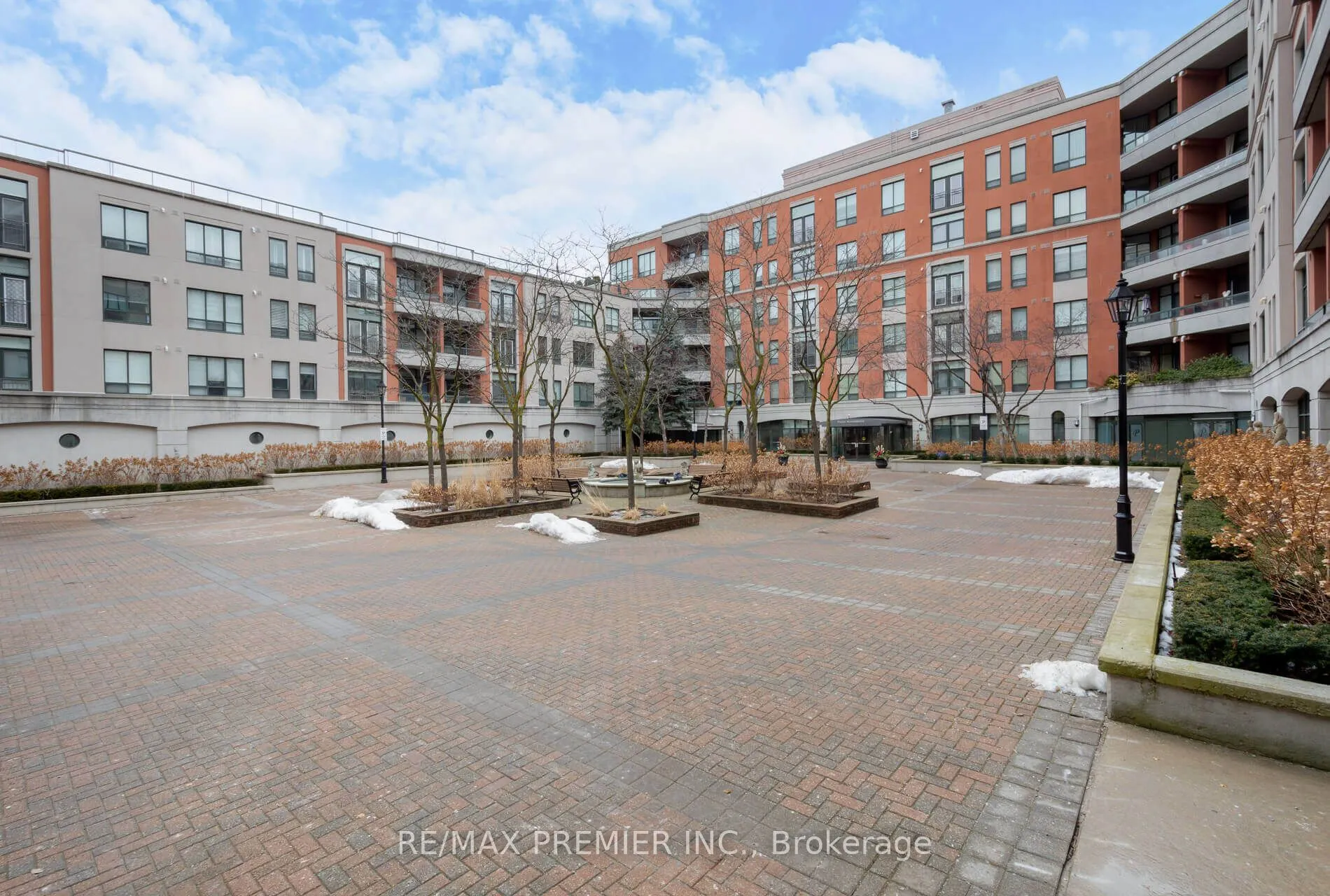 53 Woodbridge Avenue, #219