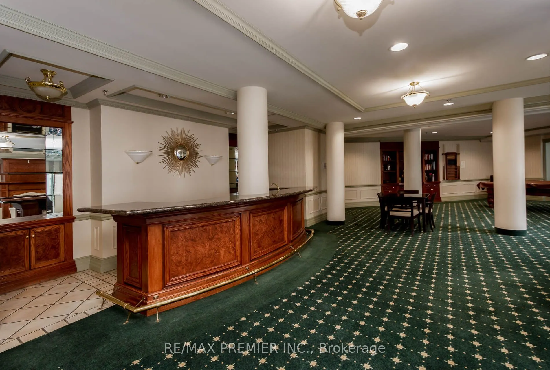53 Woodbridge Avenue, #219