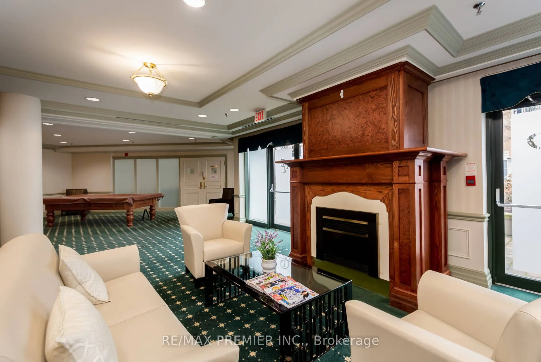 53 Woodbridge Avenue, #219