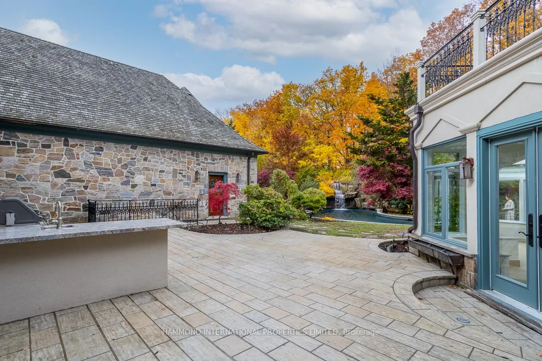 76 Quail Run Boulevard