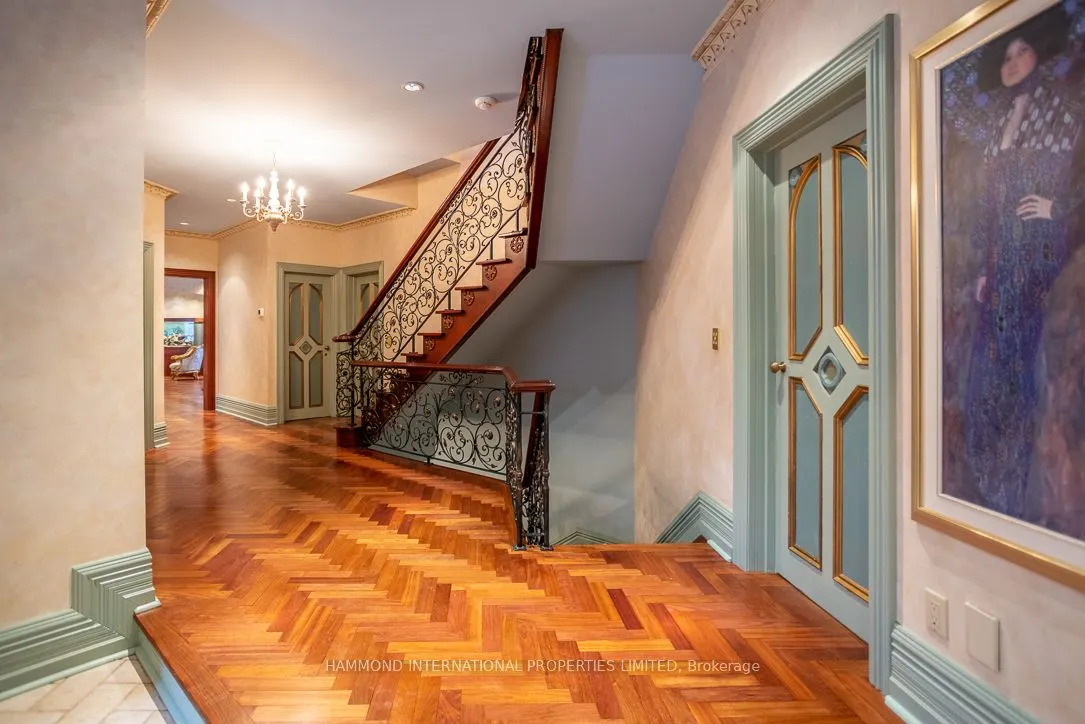 76 Quail Run Boulevard