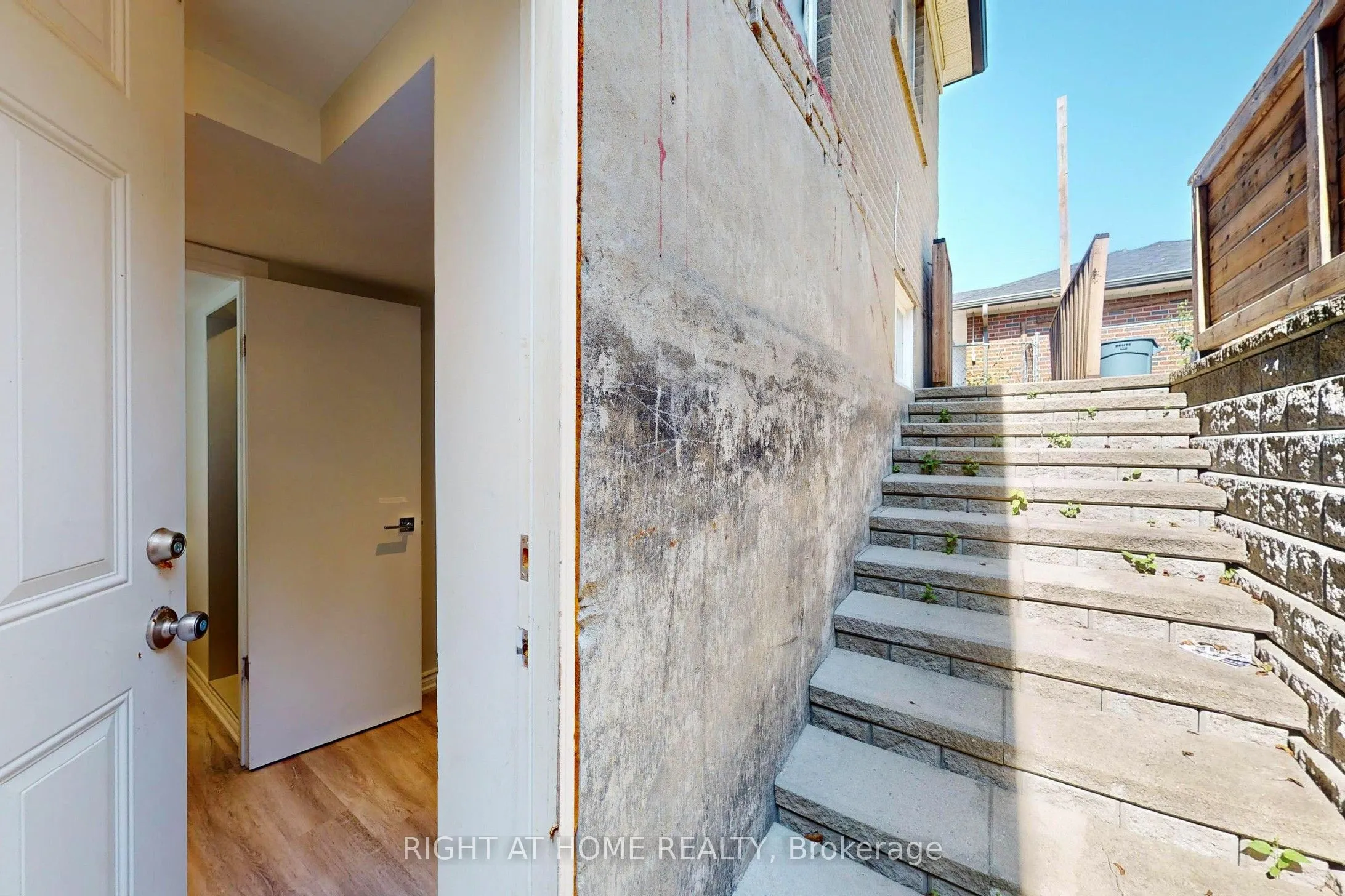 454 Alper Street