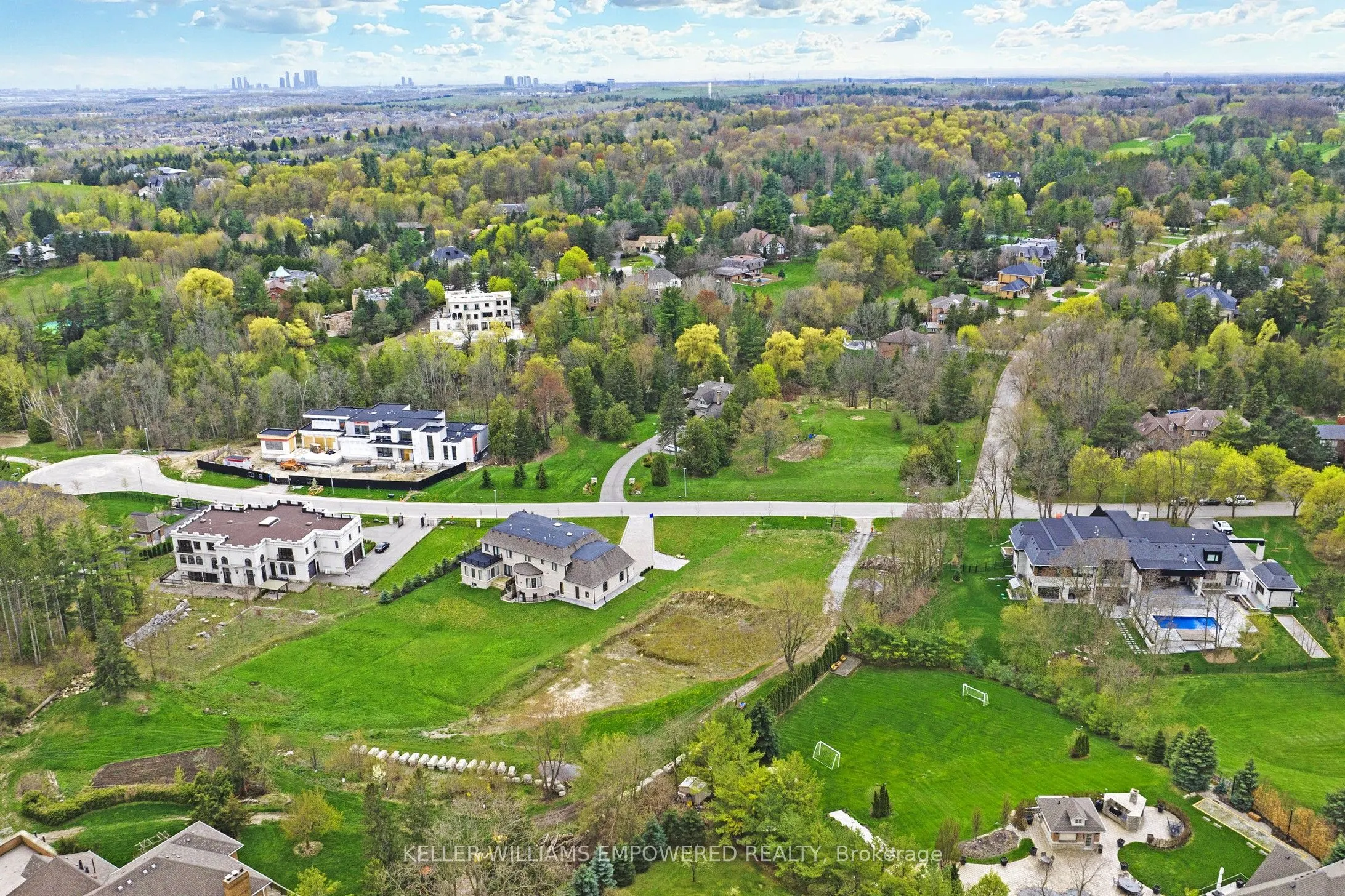 15 Honey Locust Court