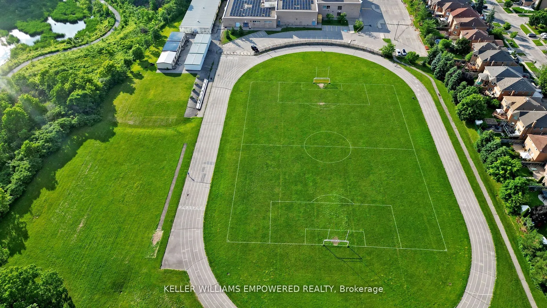 2 Honey Locust Court