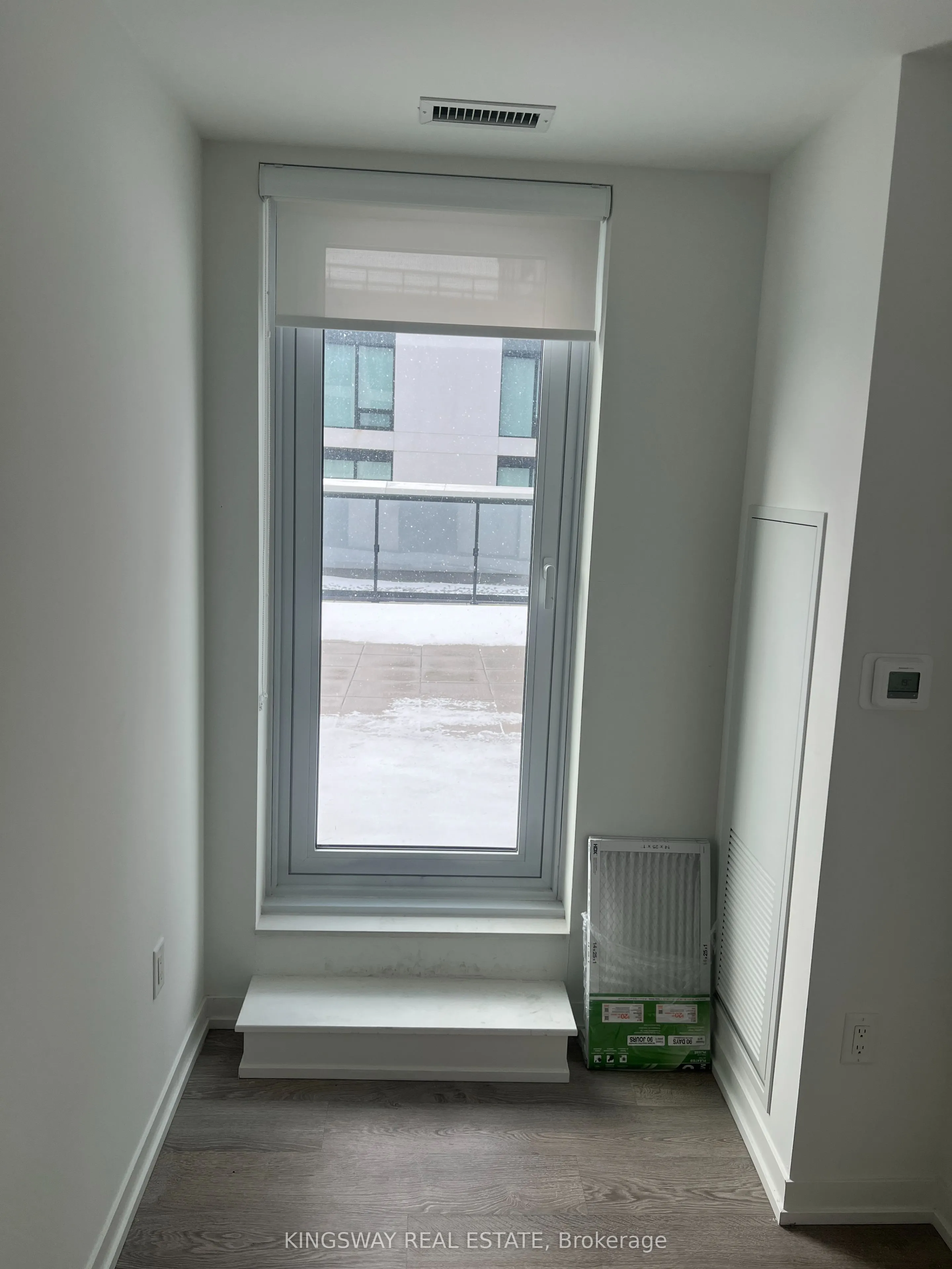 8868 Yonge Street, #521E