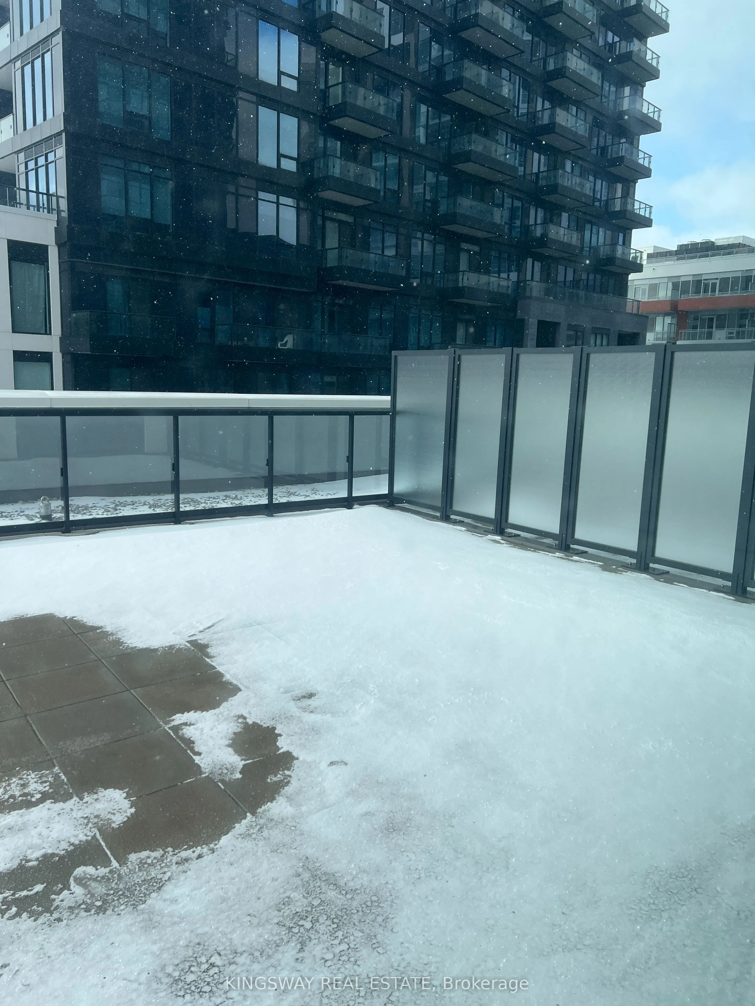 8868 Yonge Street, #521E