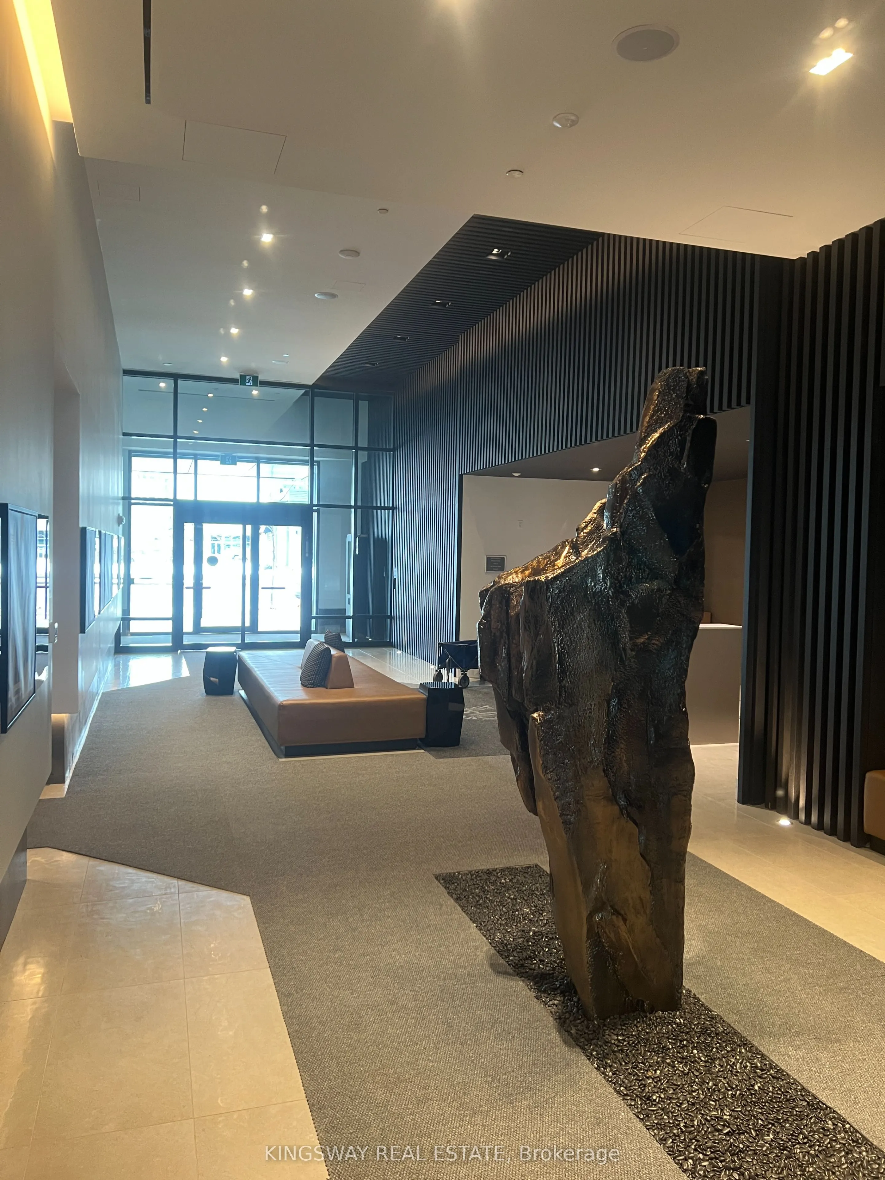 8868 Yonge Street, #521E