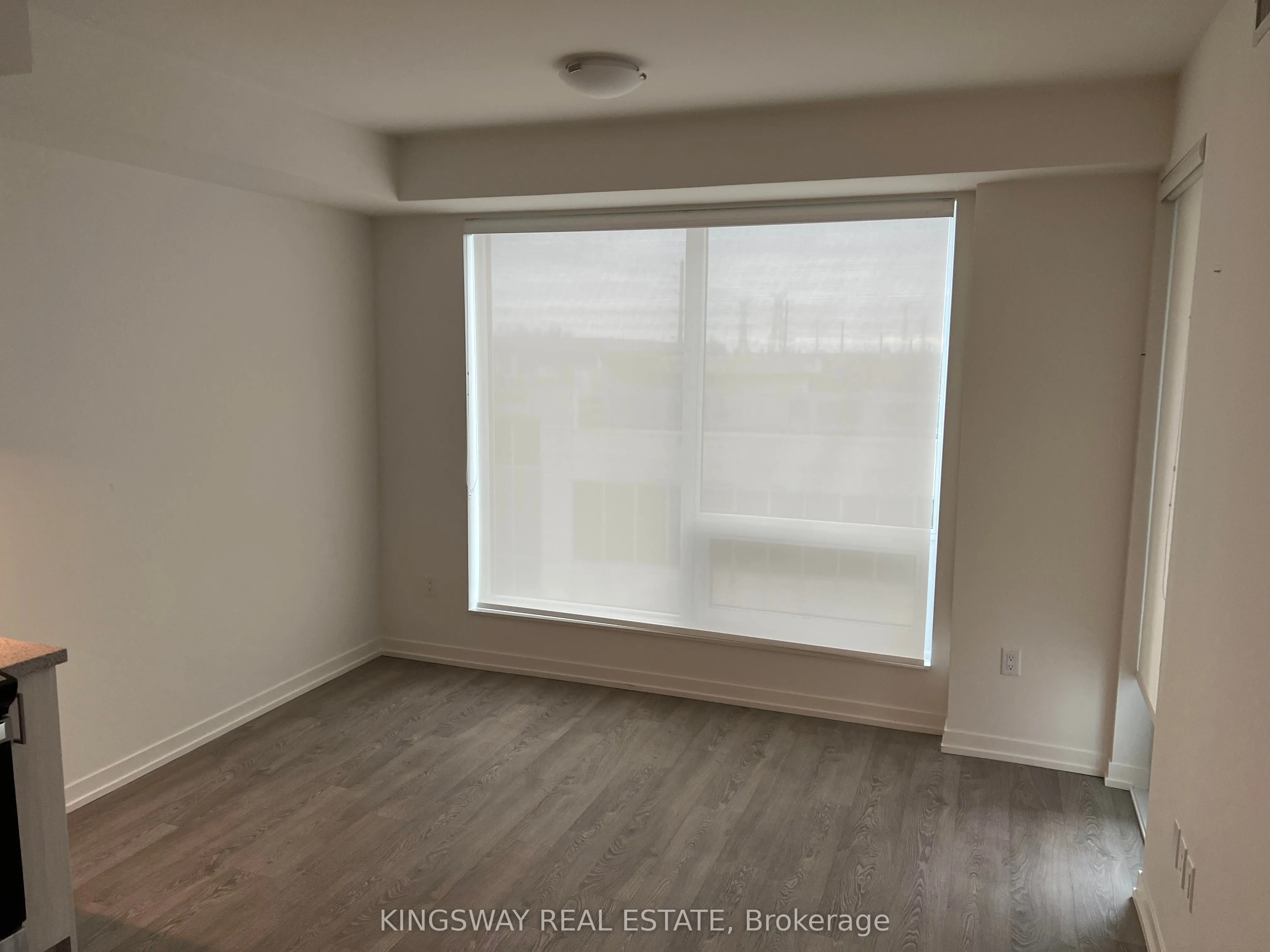 8868 Yonge Street, #521E