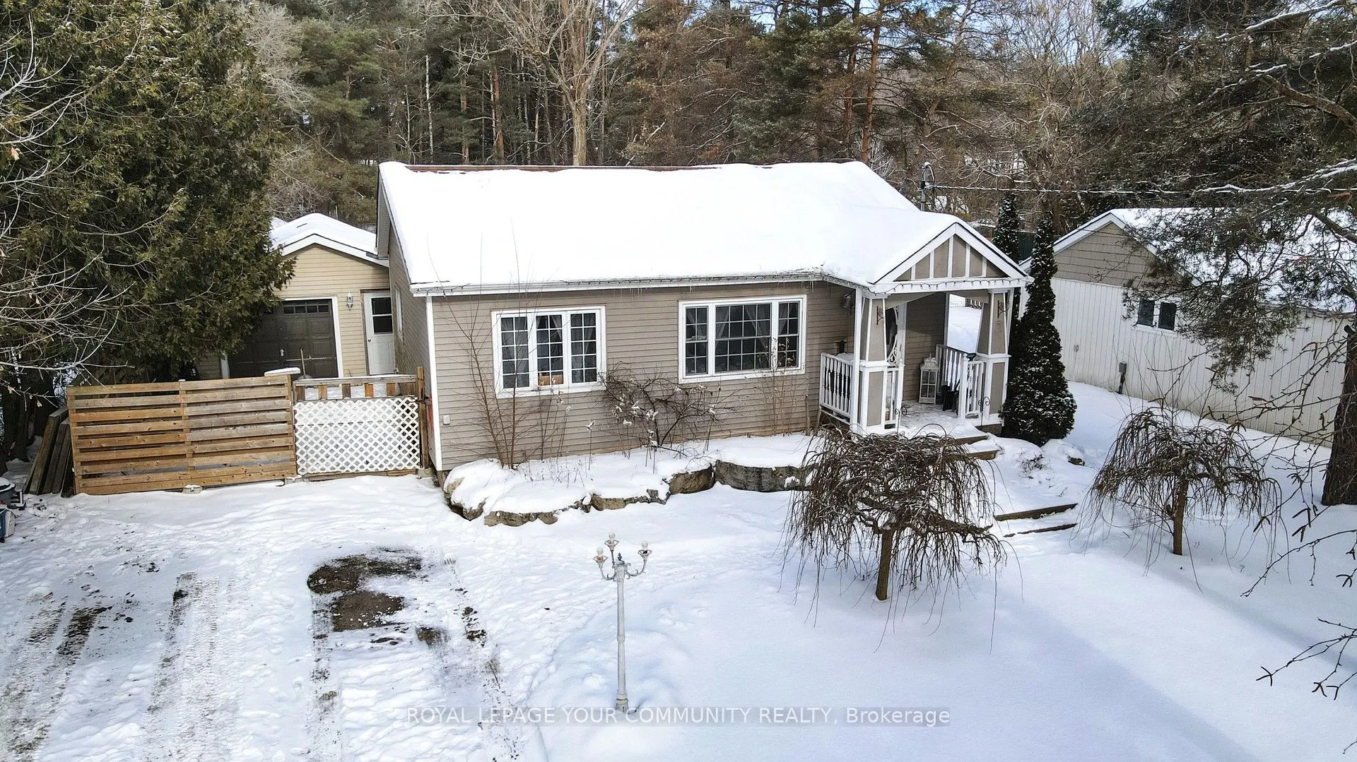 5154 Aurora Road
