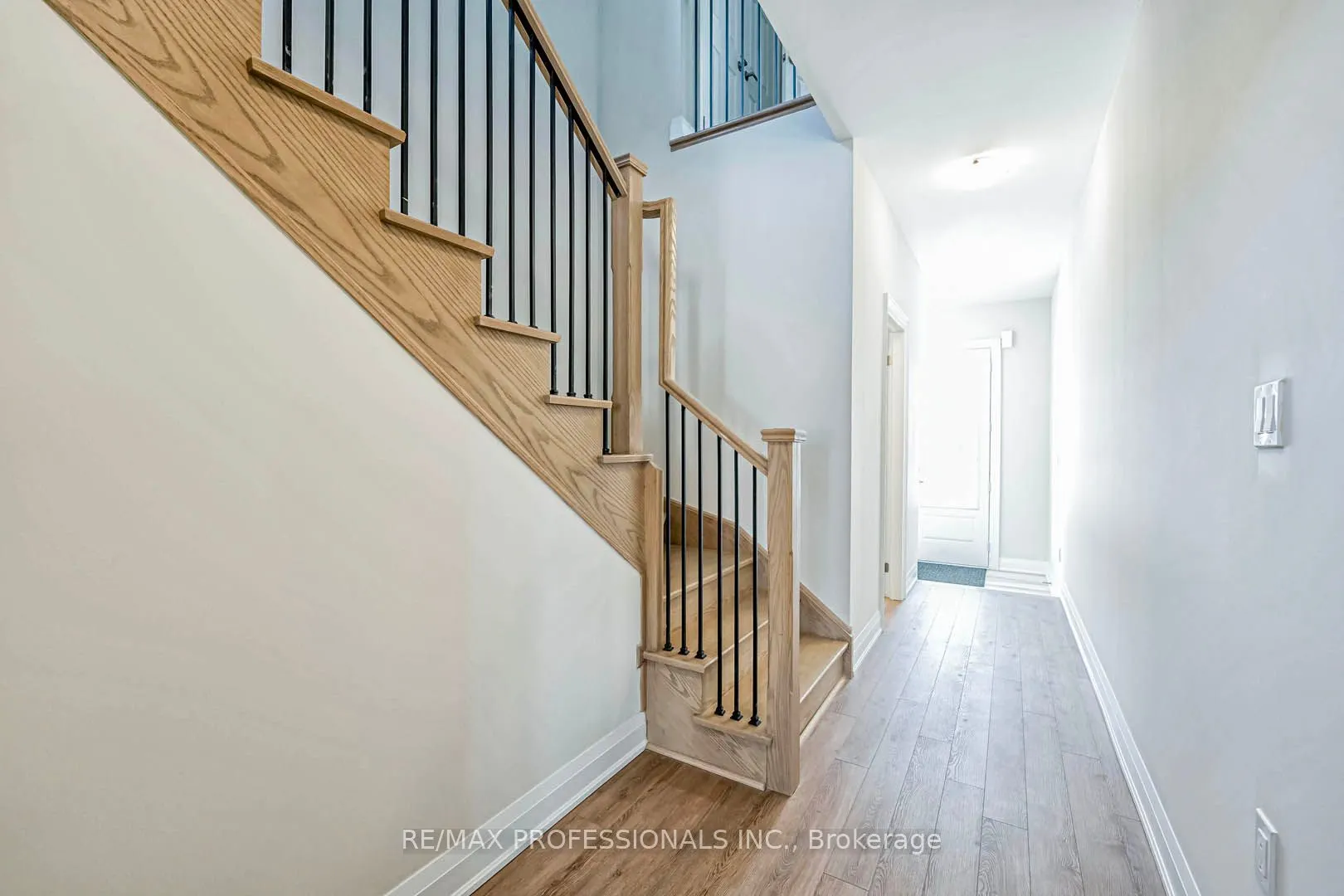 7 George Ellis Drive