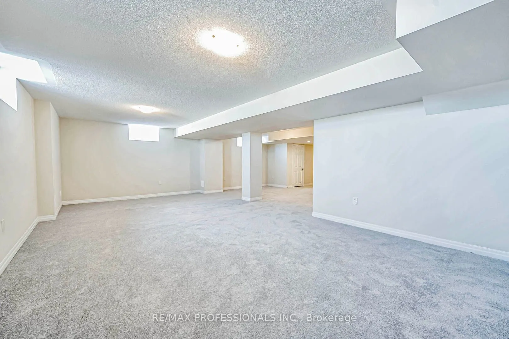 7 George Ellis Drive