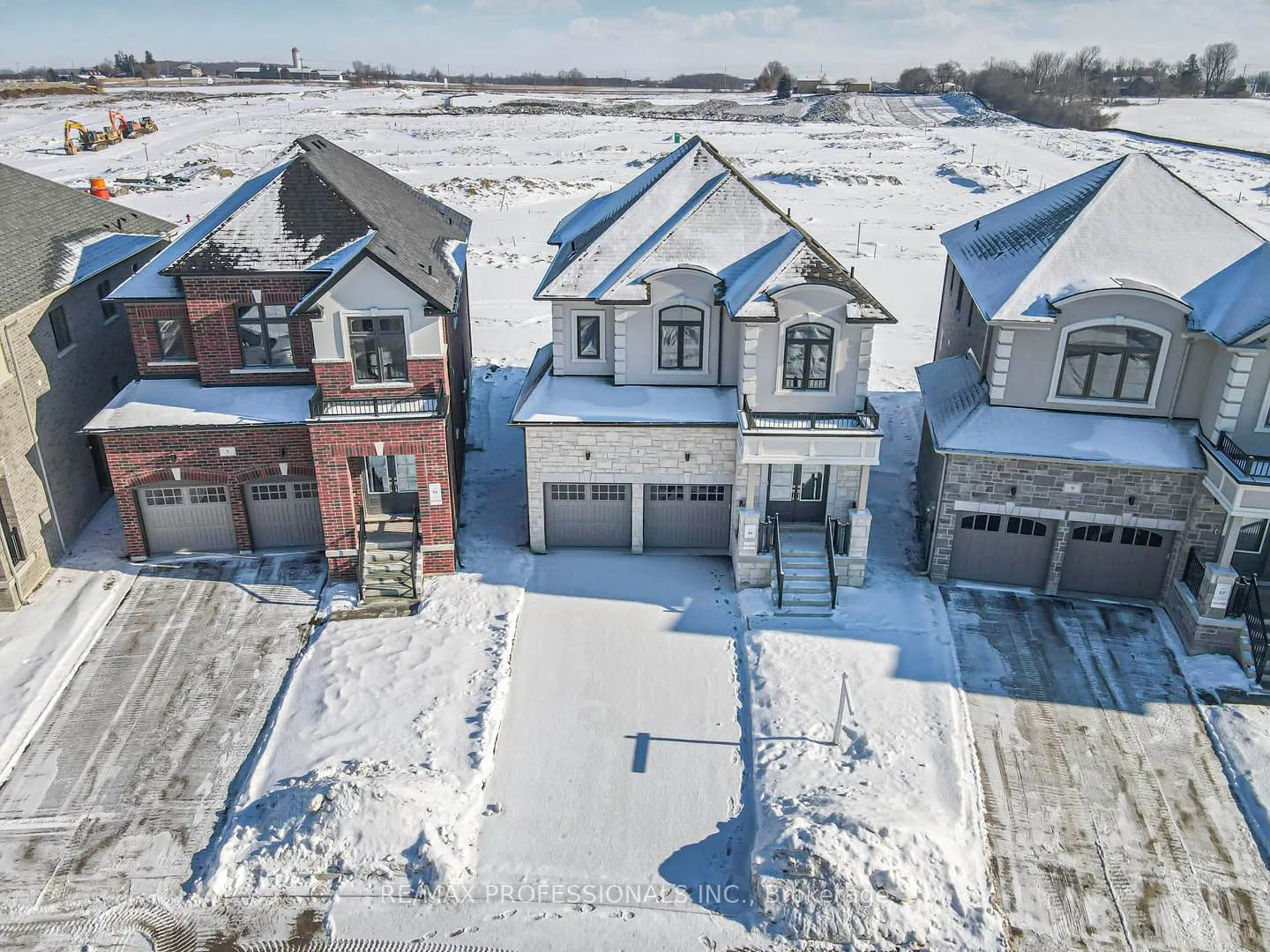 7 George Ellis Drive
